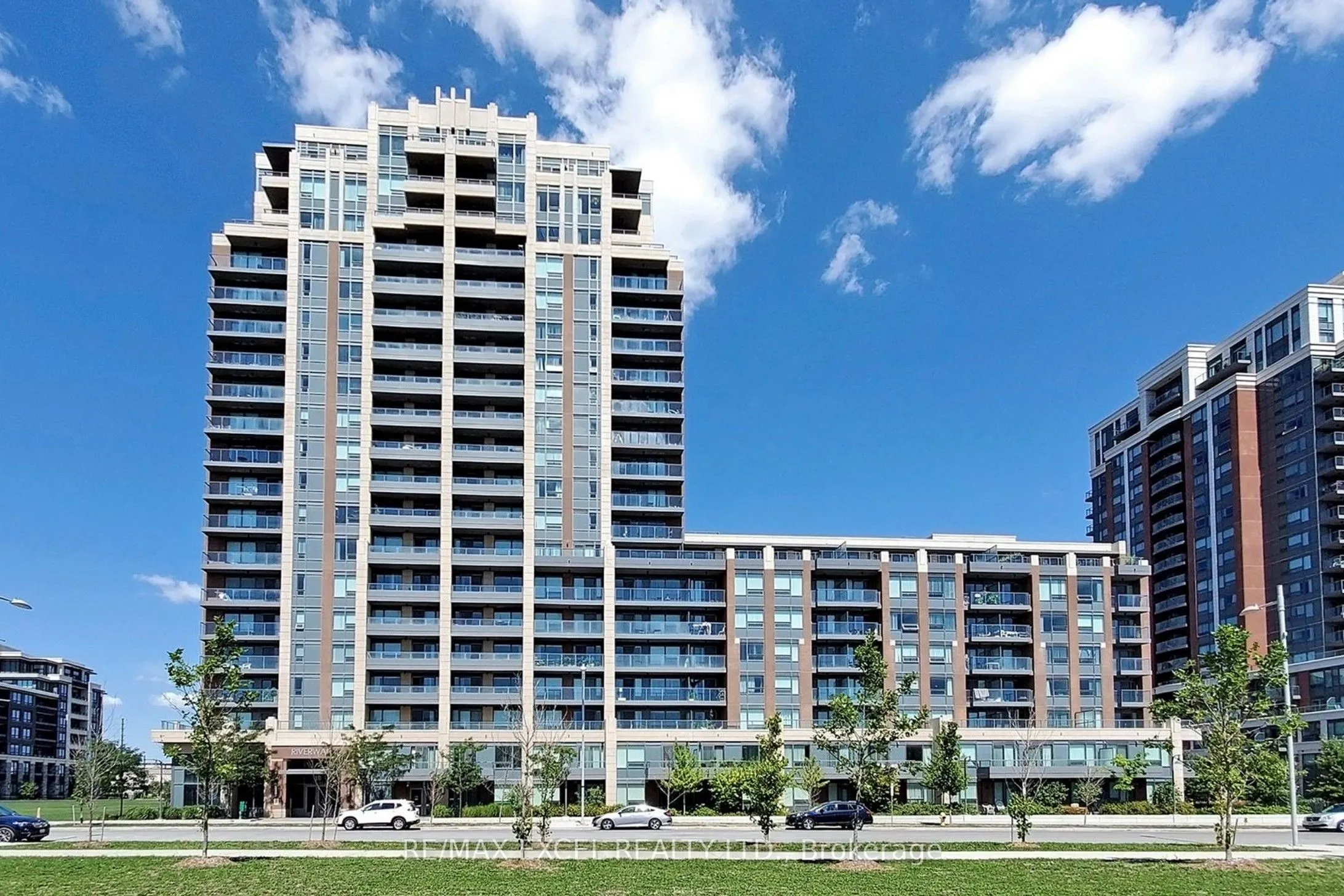 18 Uptown Drive, #1603