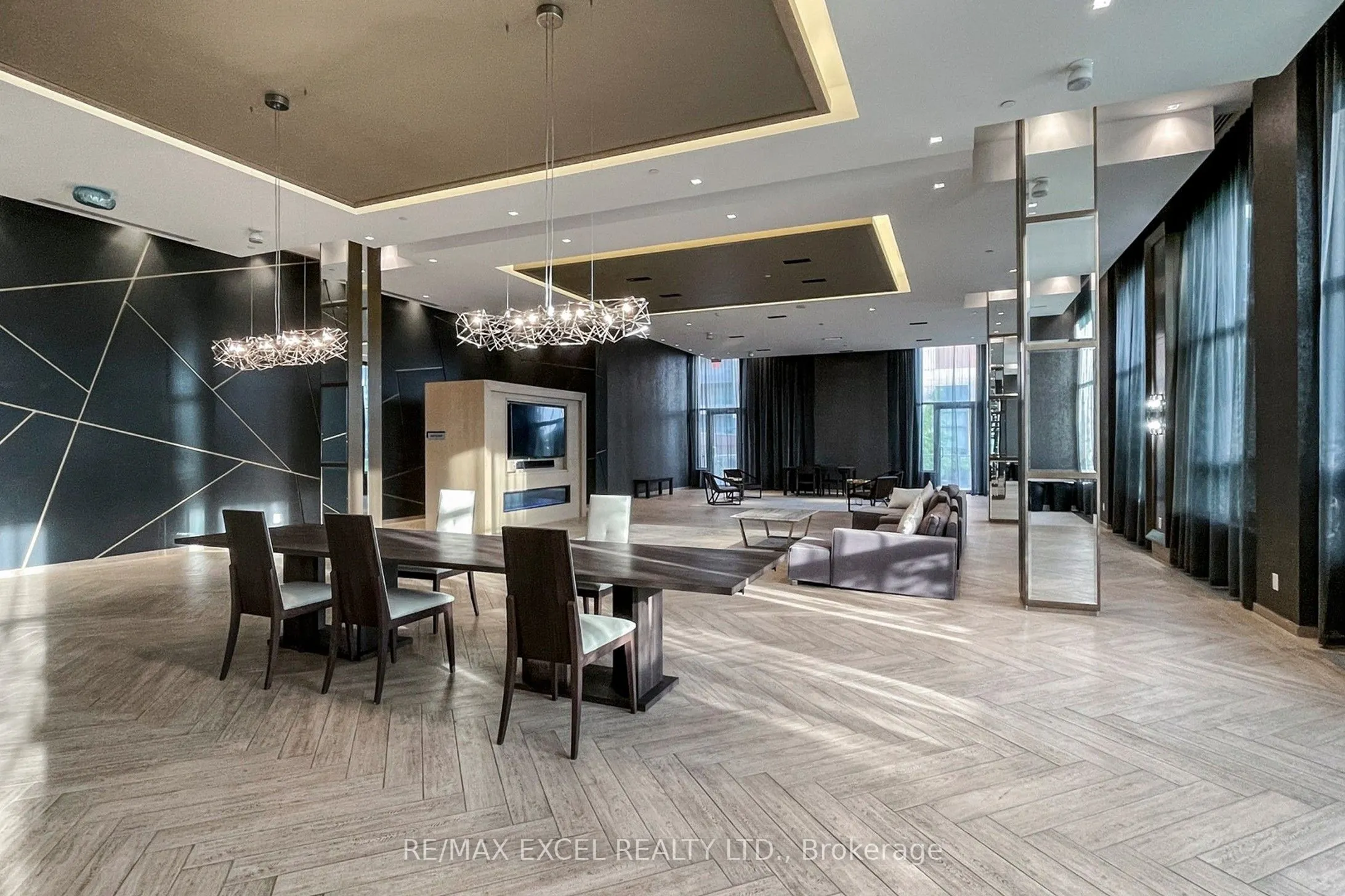 18 Uptown Drive, #1603