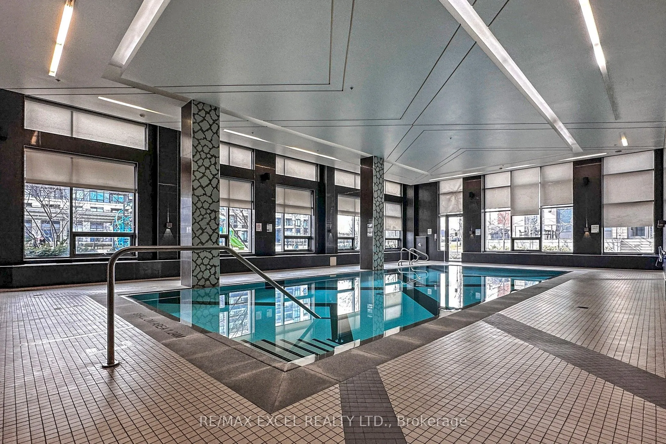18 Uptown Drive, #1603