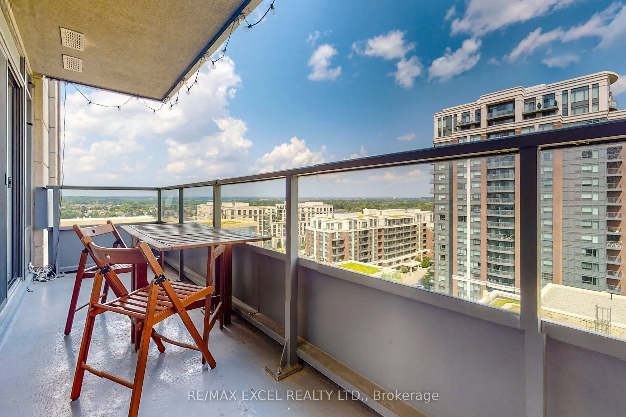 18 Uptown Drive, #1603