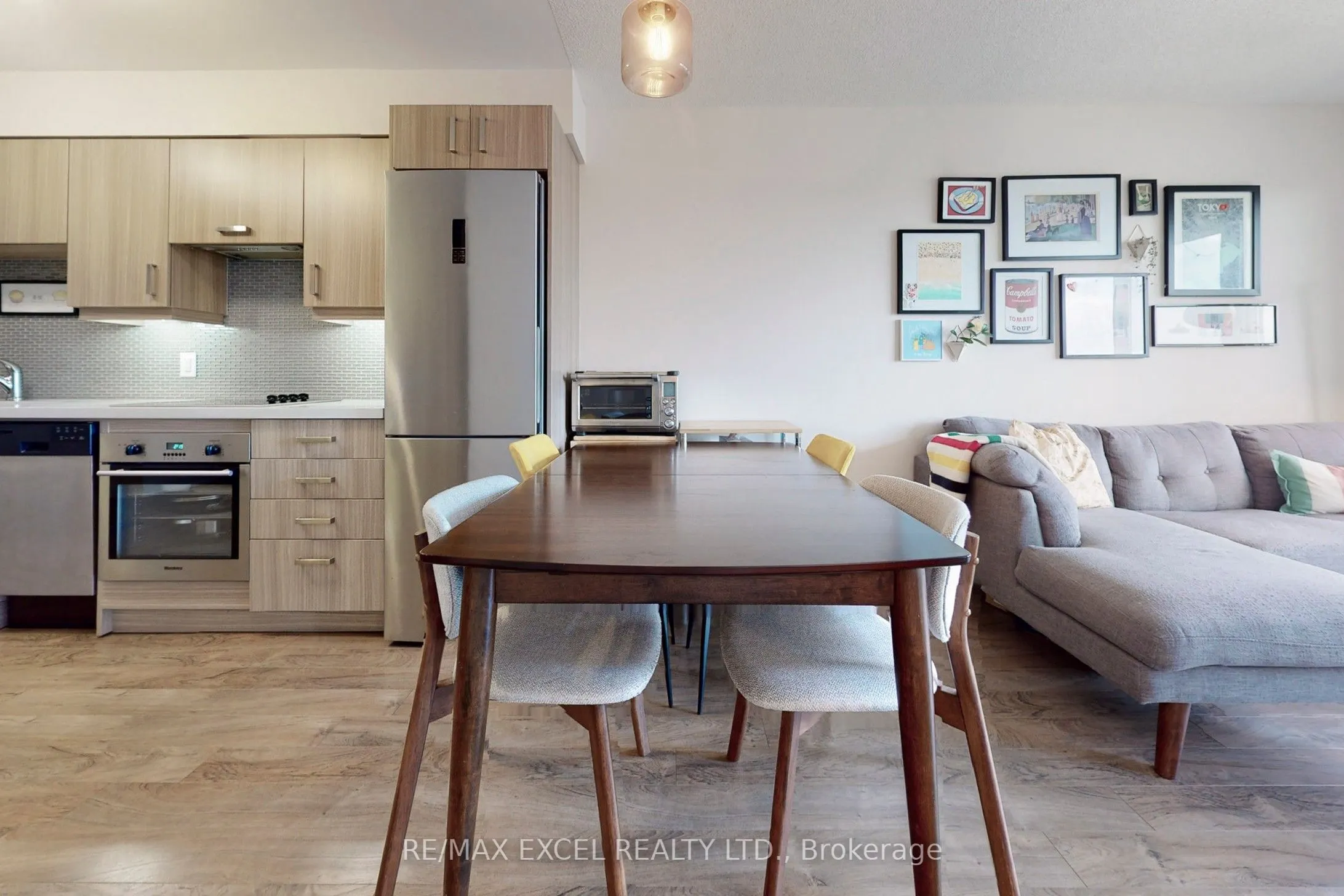 18 Uptown Drive, #1603