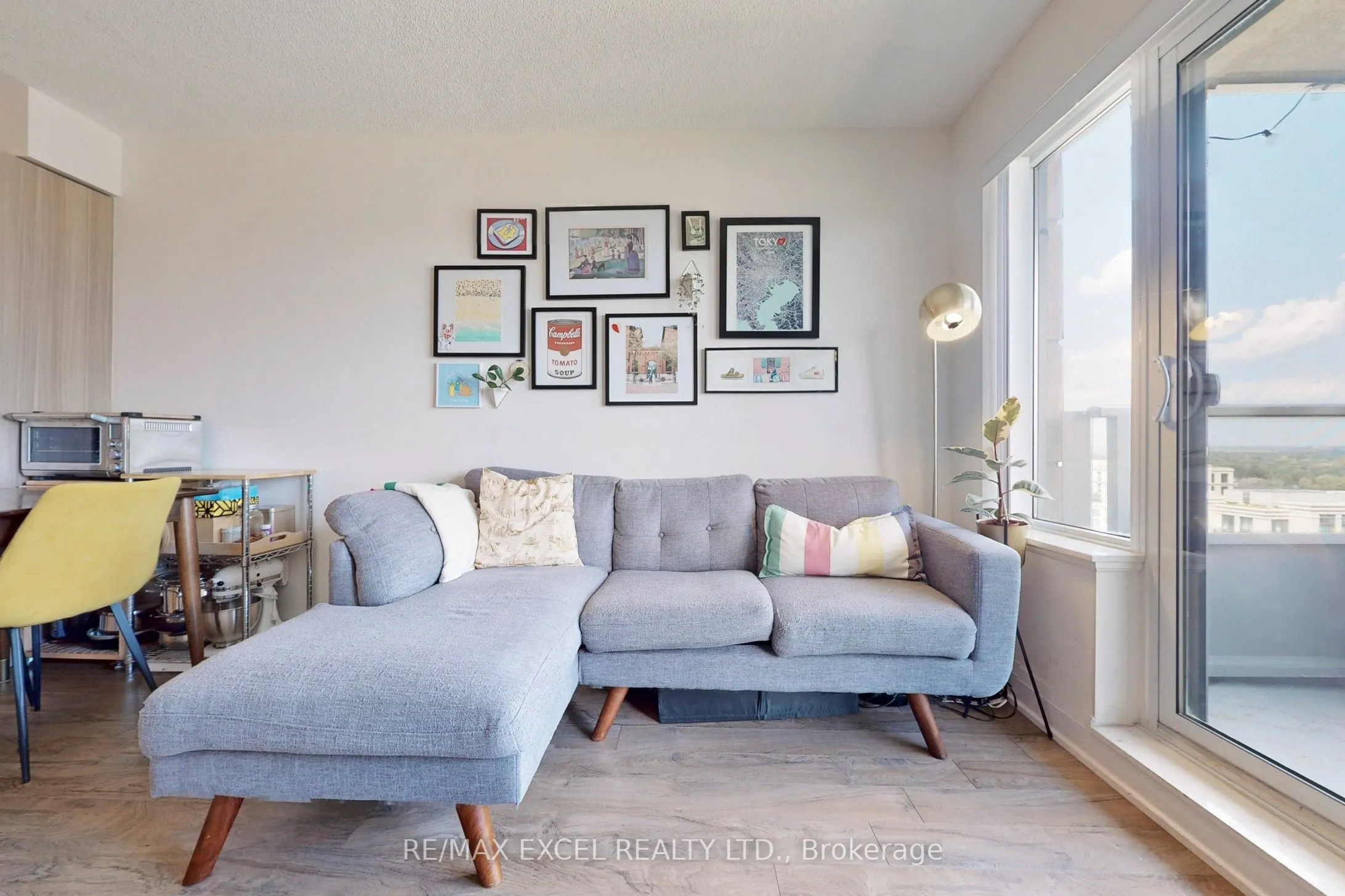 18 Uptown Drive, #1603