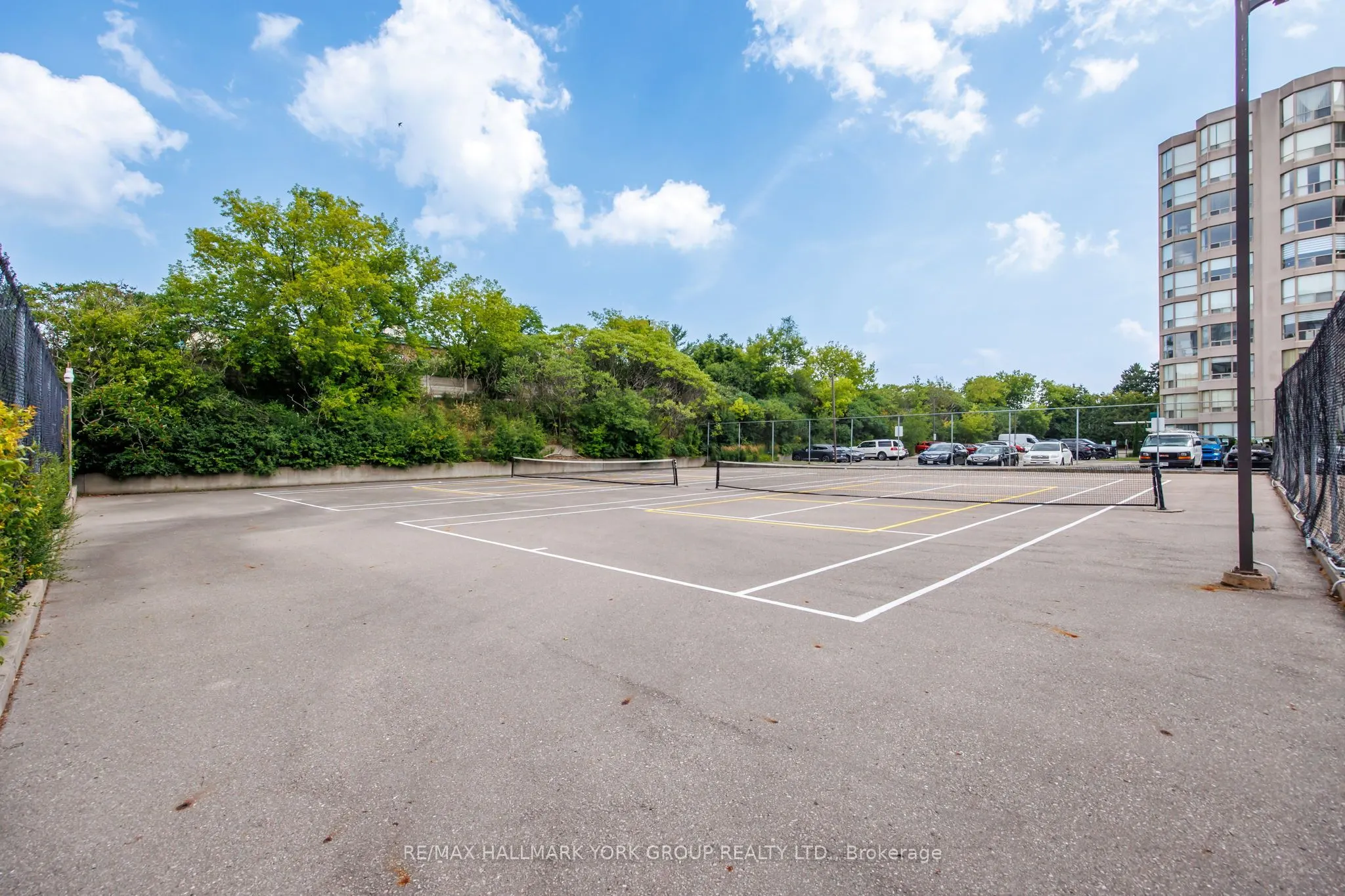309 Major Mackenzie Drive, #301