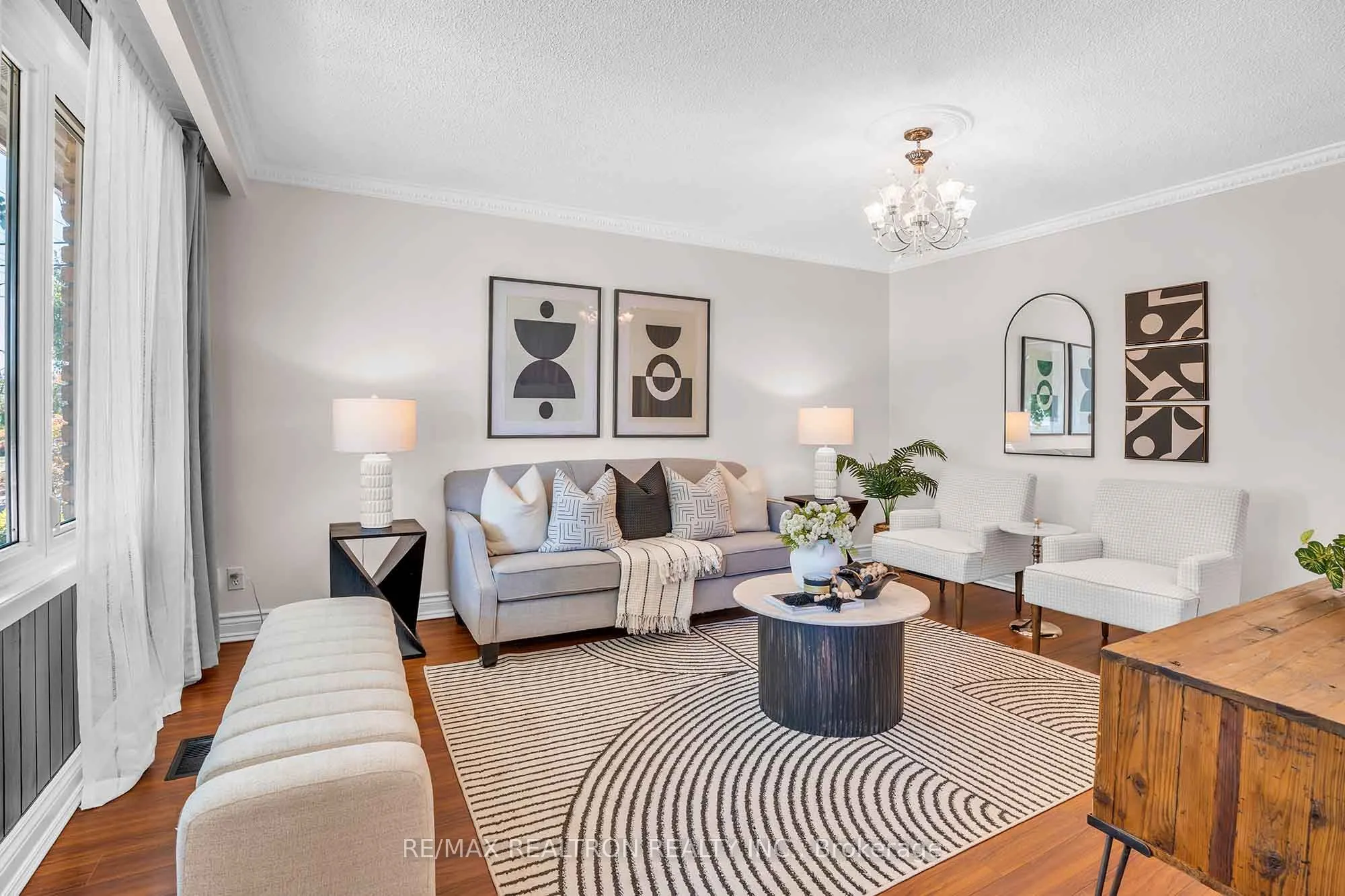 318 Walker Avenue, #Main Floor