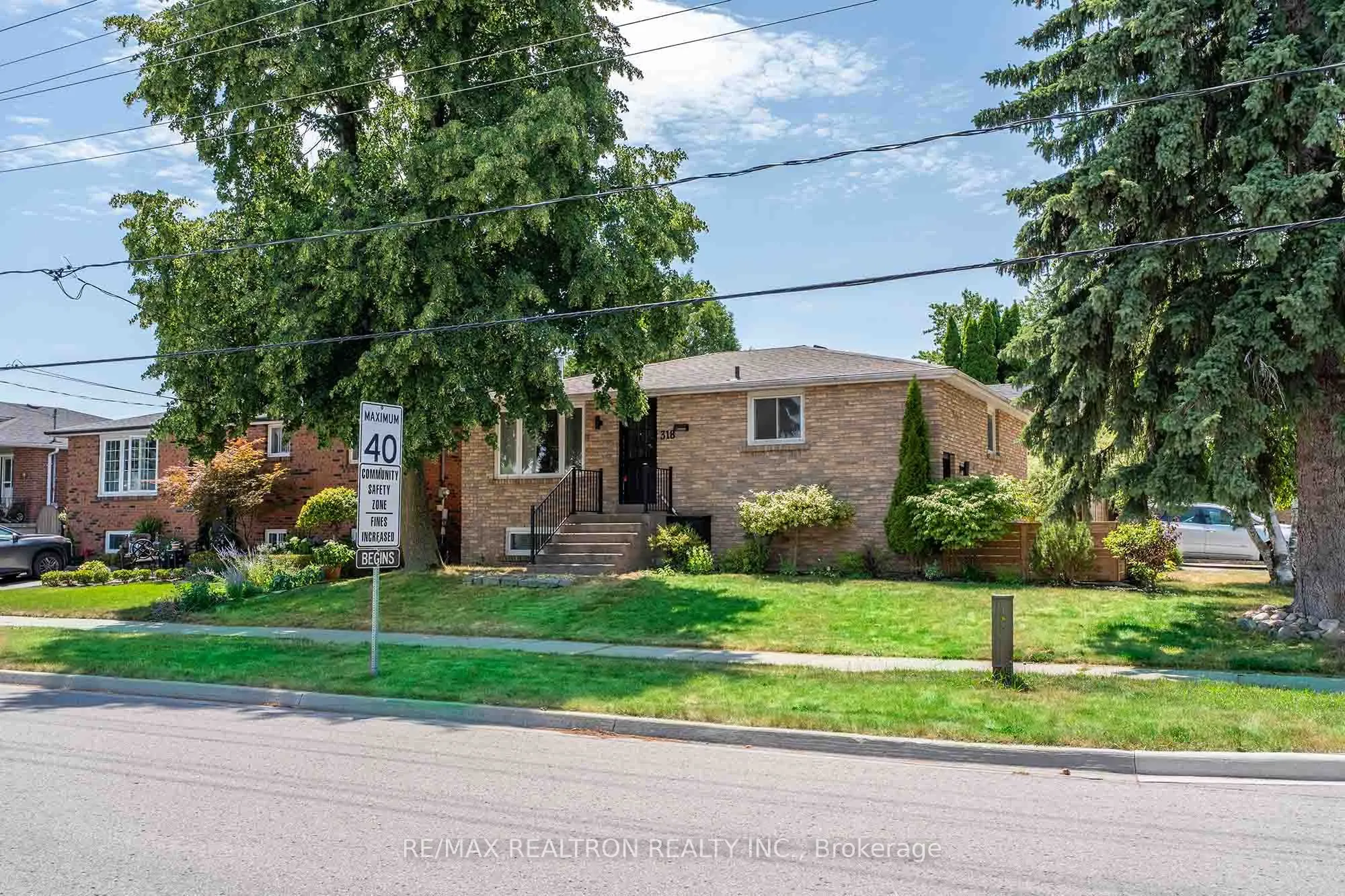318 Walker Avenue, #Main Floor