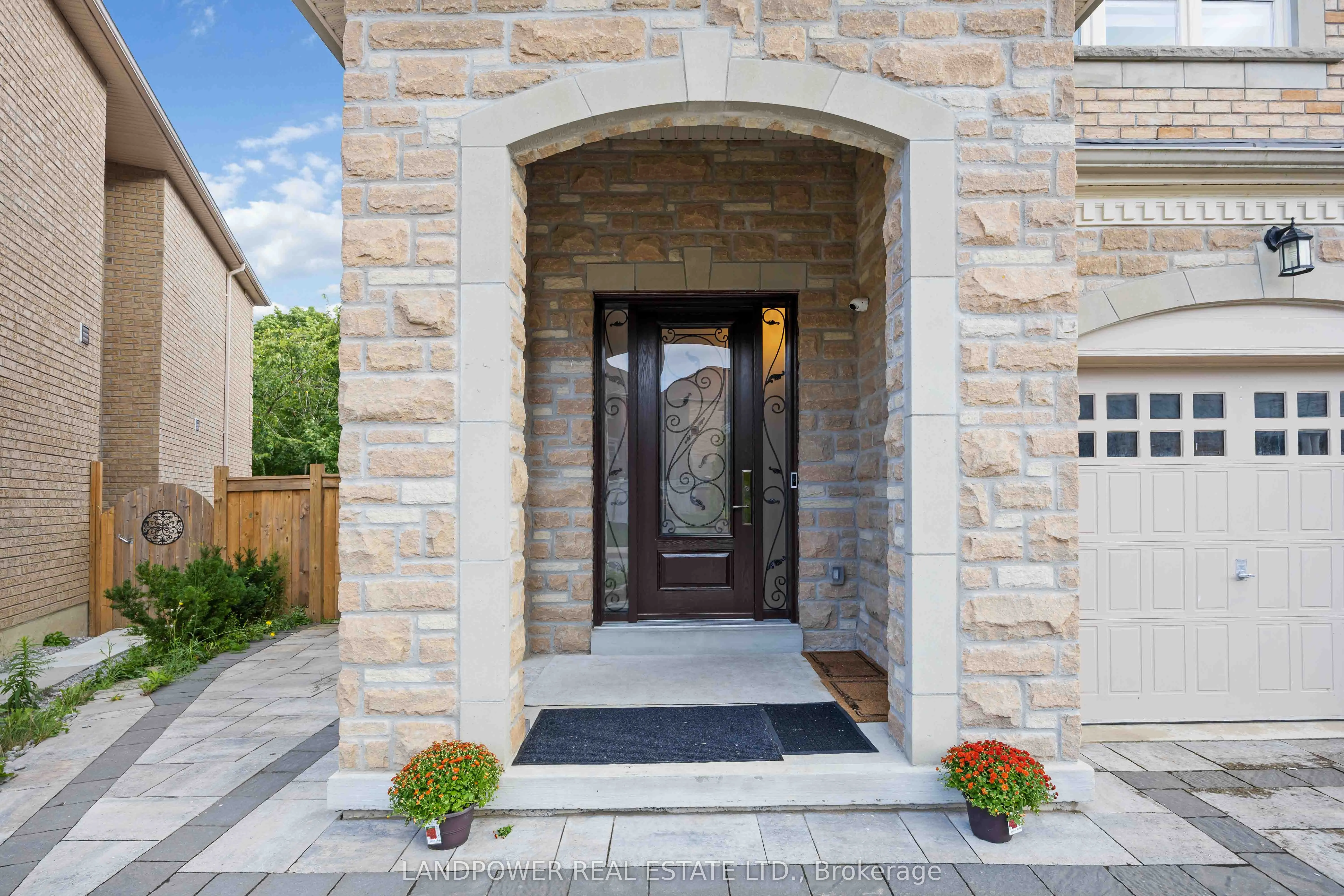 71 Meadowsweet Lane