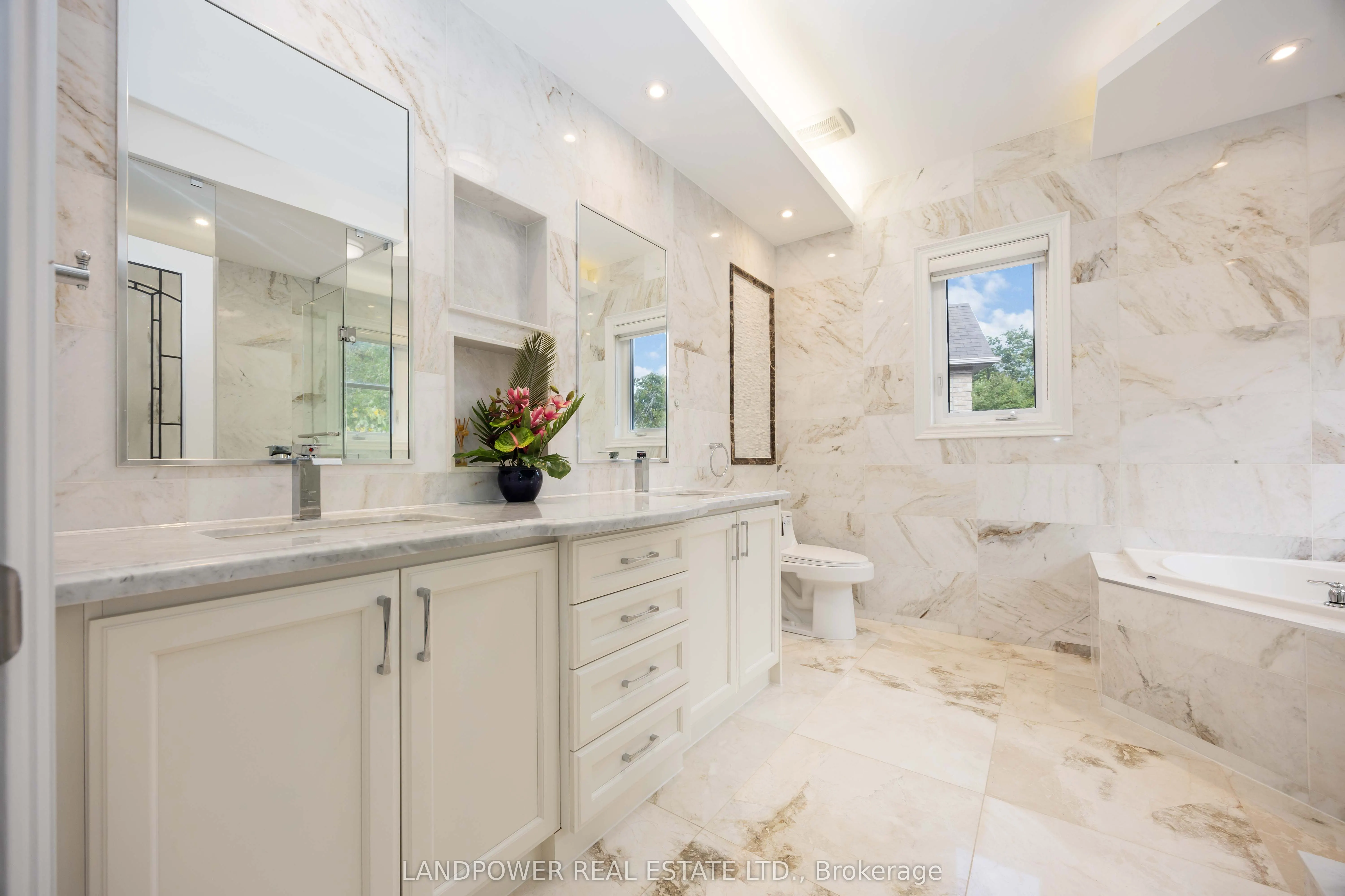71 Meadowsweet Lane