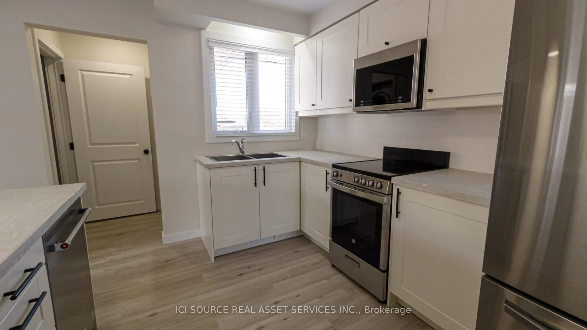 200 John Street W, #A