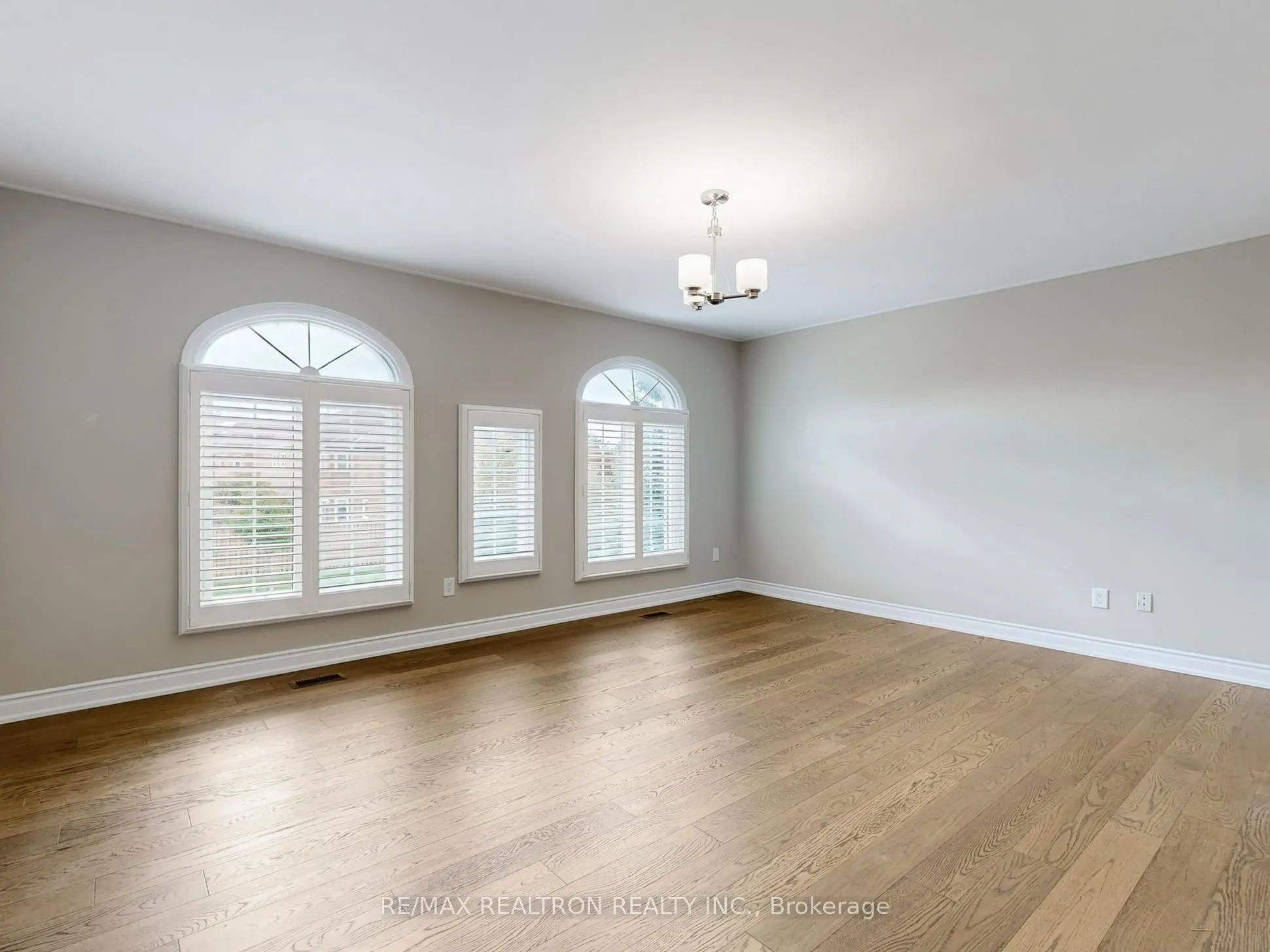 5 Cantex Court, #2nd-Fl Studio Unit