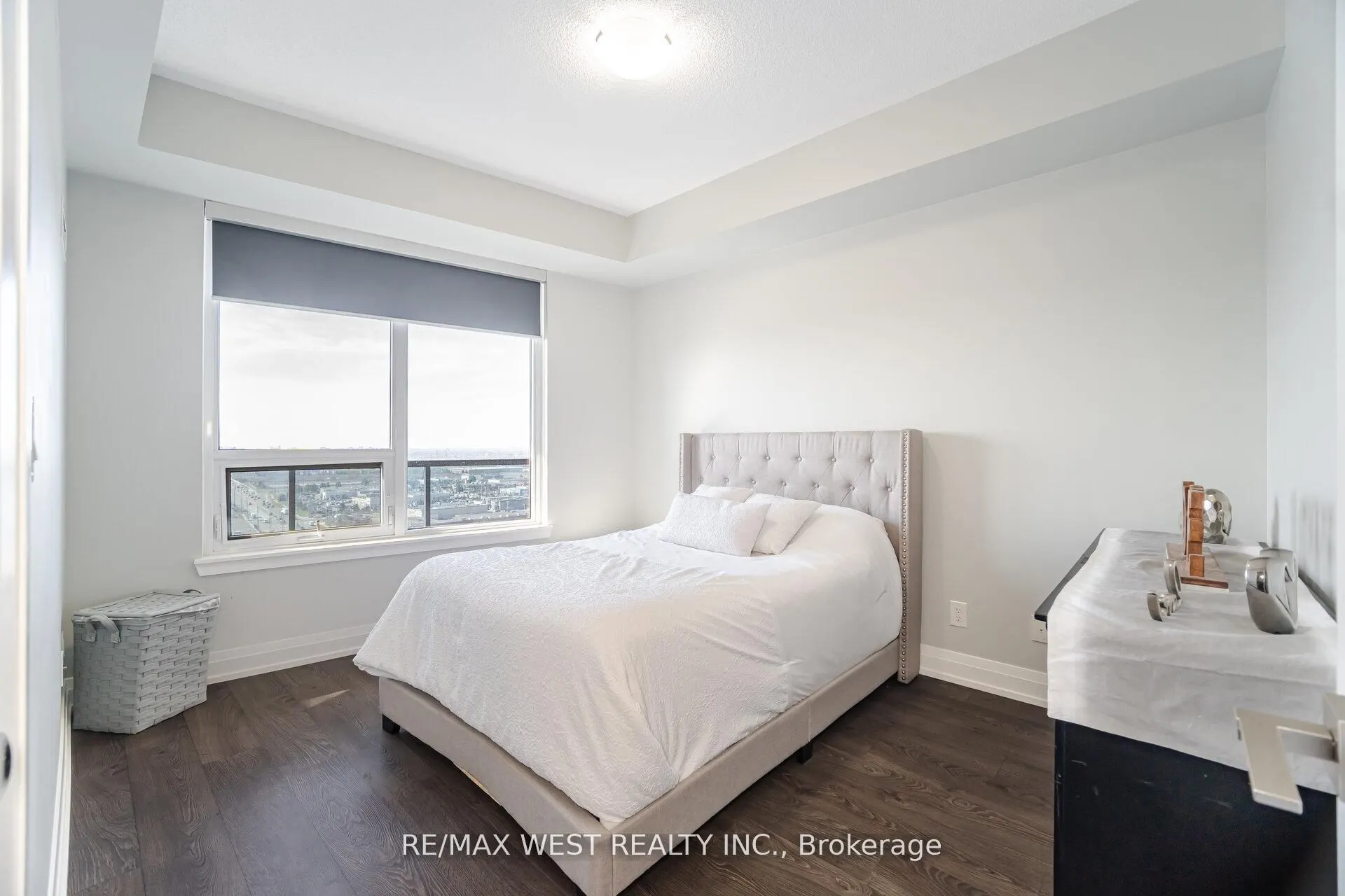 3700 Highway 7, #1704