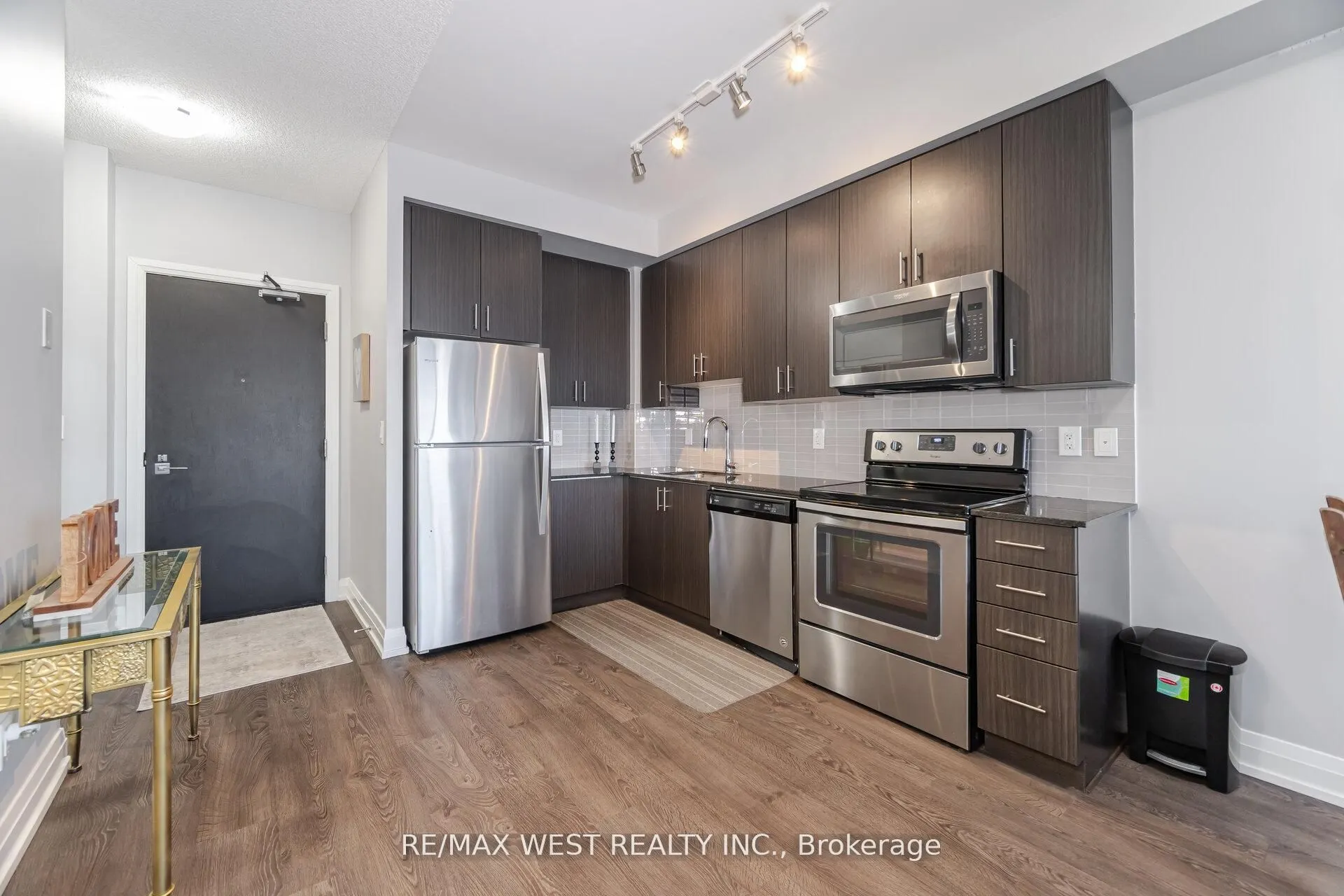 3700 Highway 7, #1704