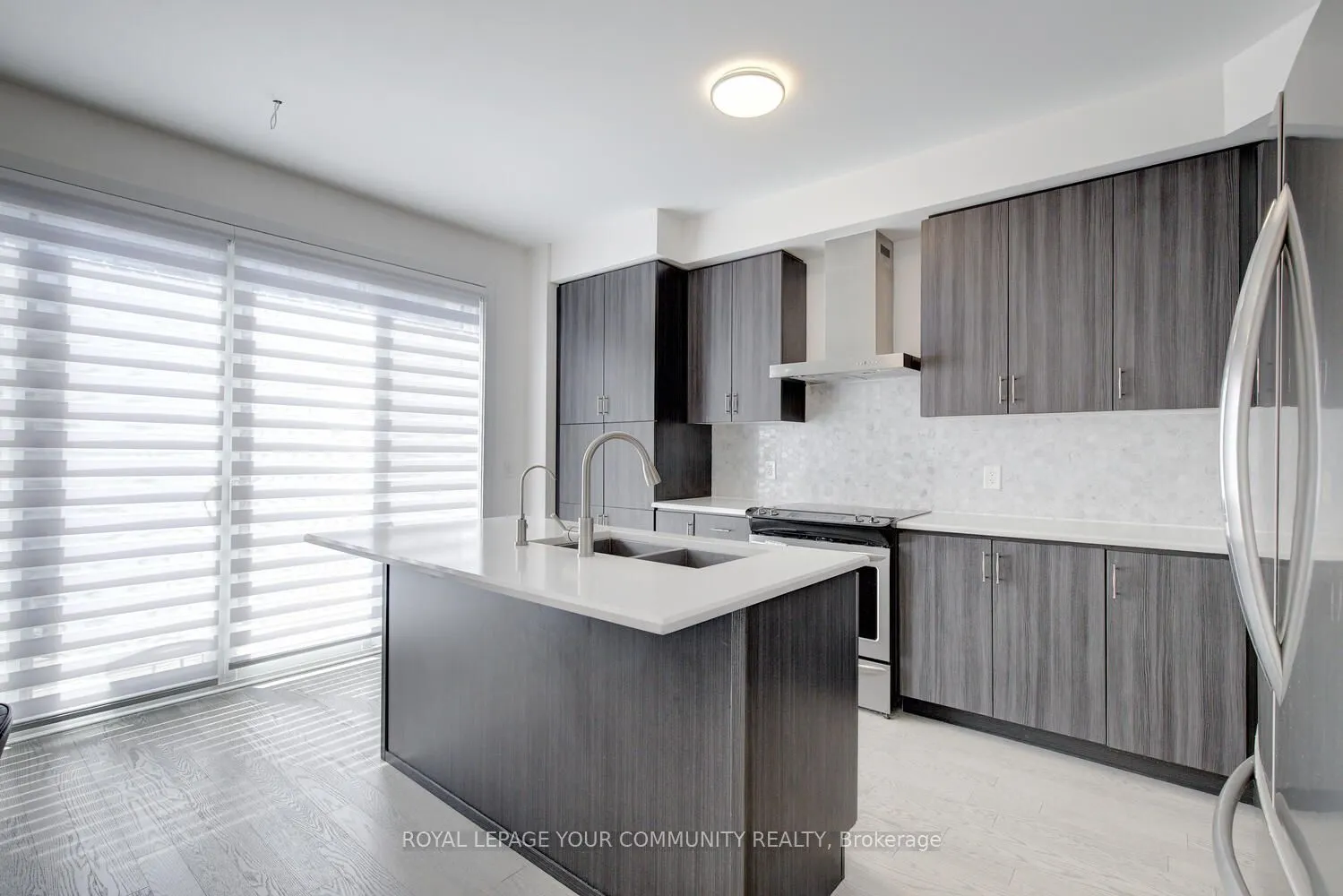 16 Glenngarry Crescent