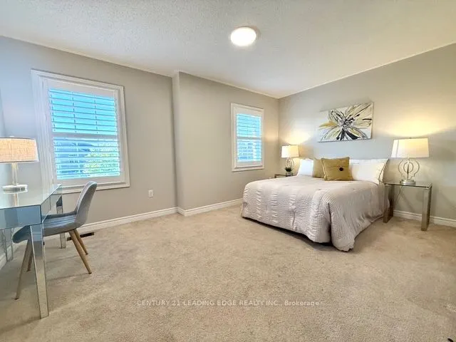 1163 Stuffles Crescent