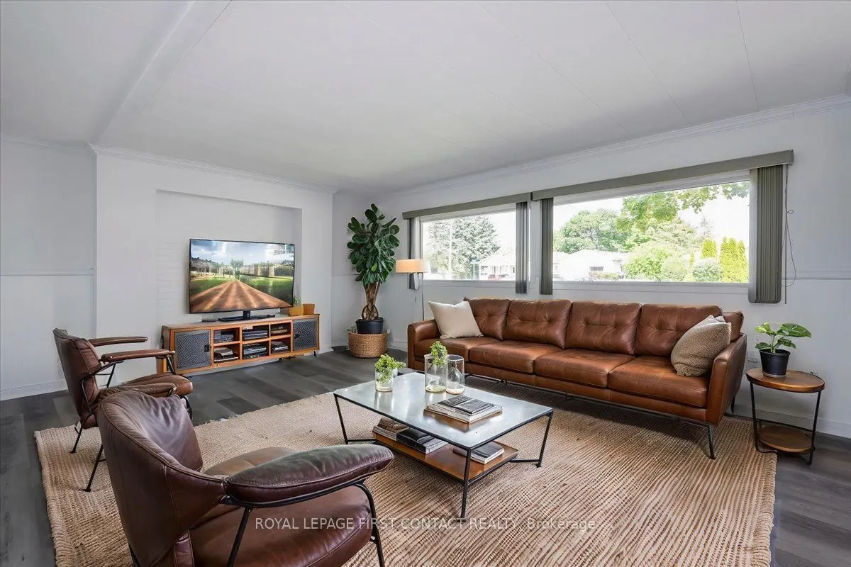 25 Hawthorne Drive