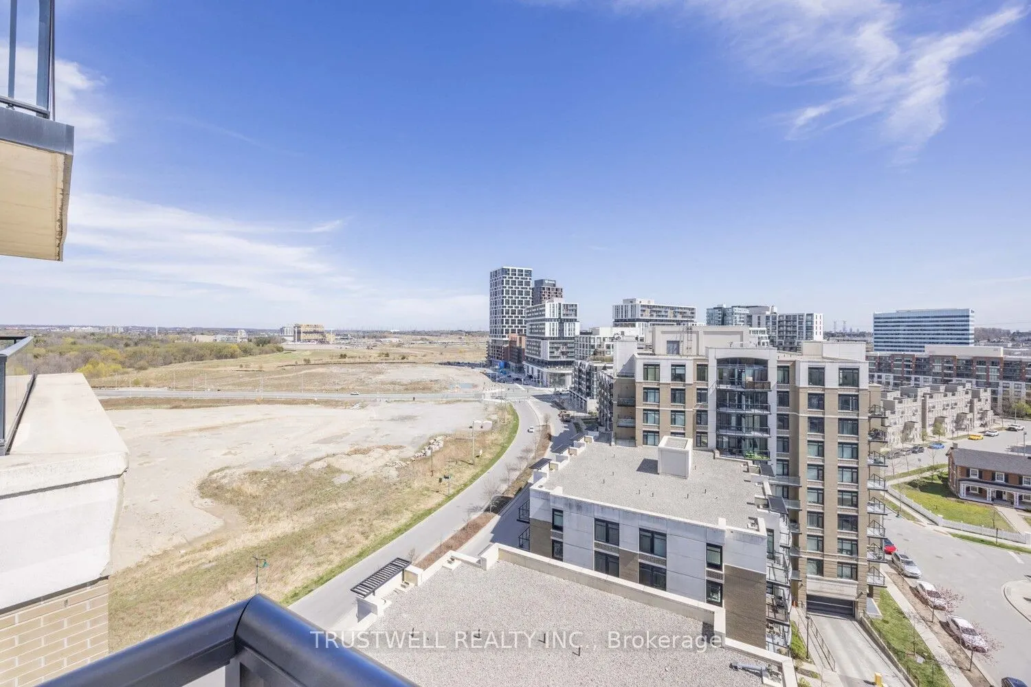 151 Upper Duke Crescent, #1207