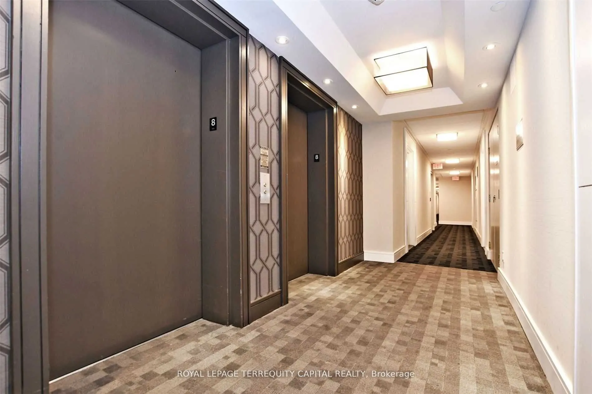9199 Yonge Street, #406