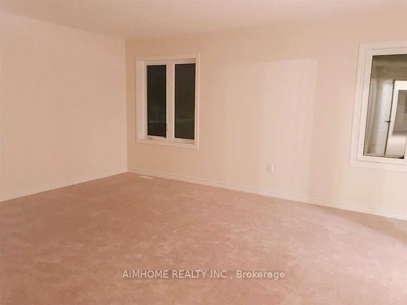 30 Deepwood Crescent