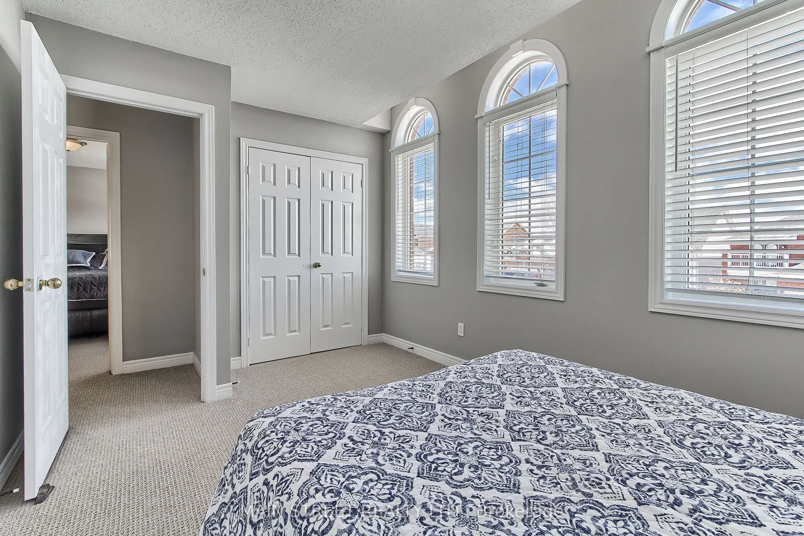 46 Silverstone Crescent