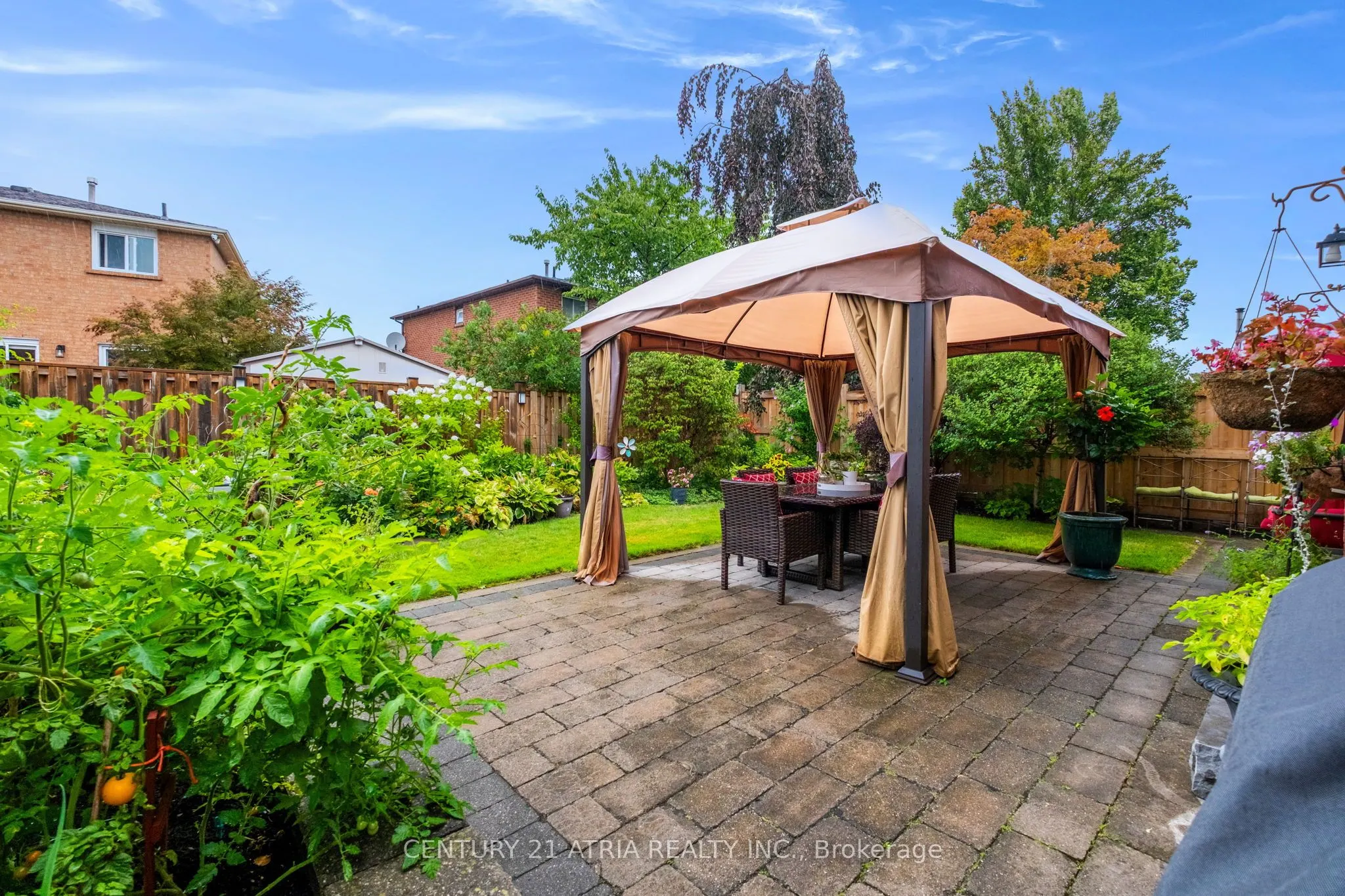 42 Fifefield Drive