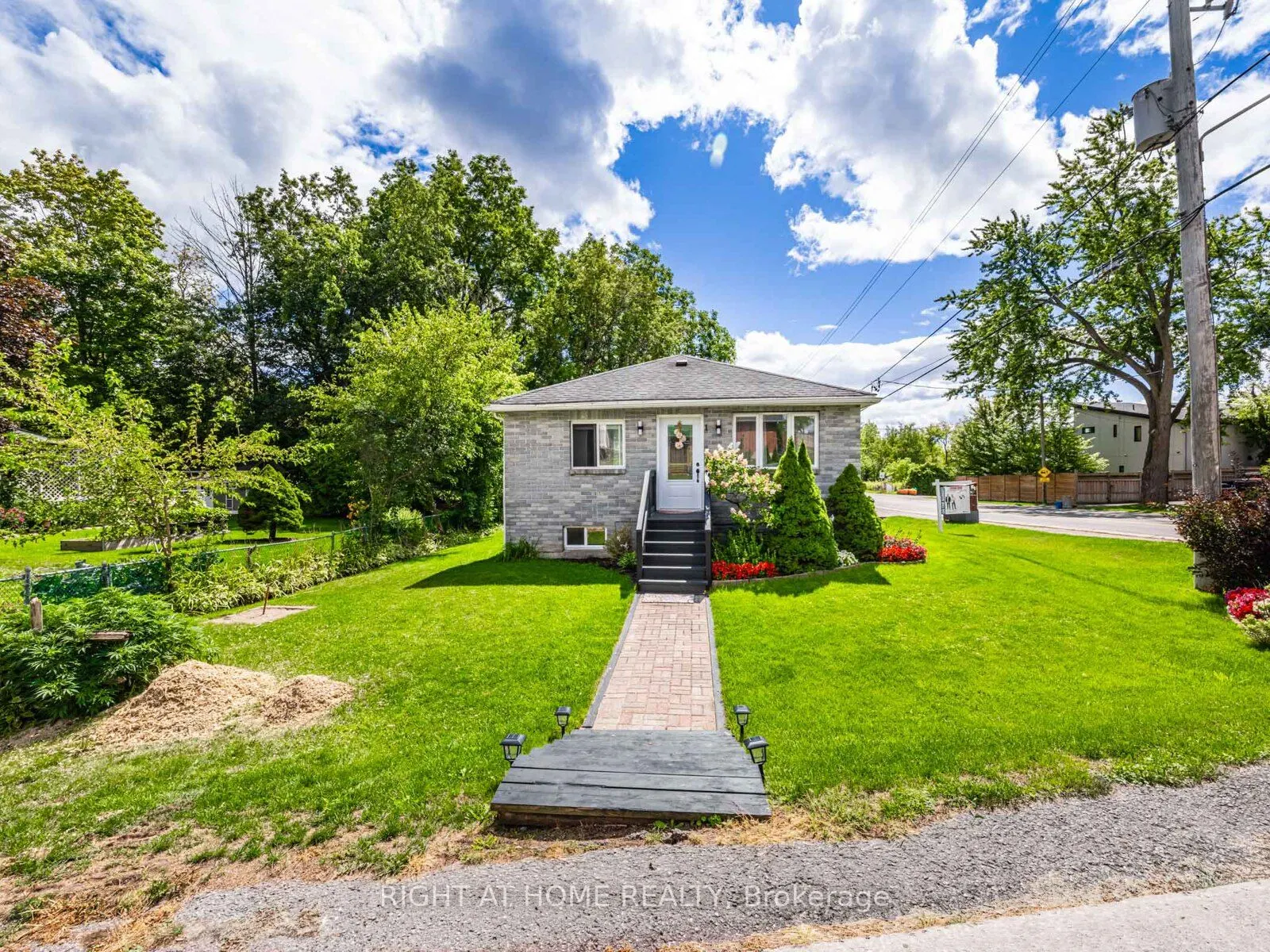 1 Maple Grove Street