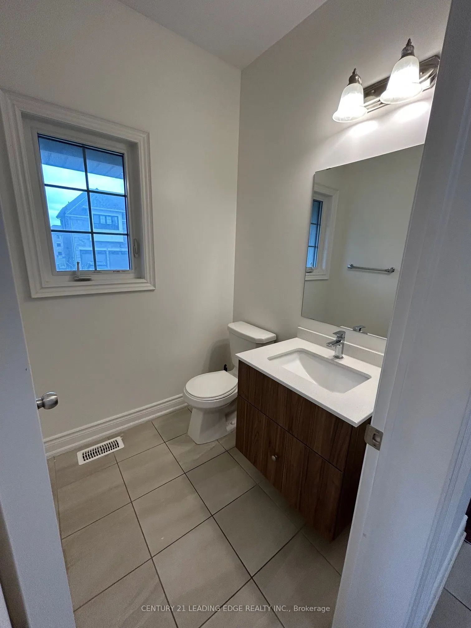 25 Beebalm Lane