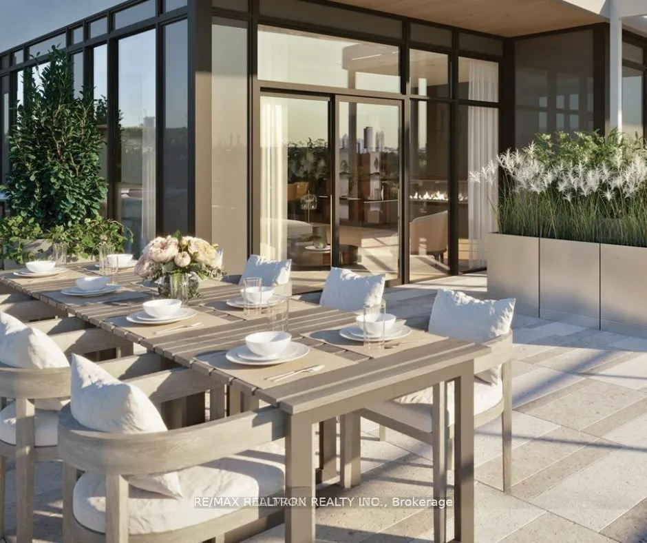 8188 Yonge Street, #729