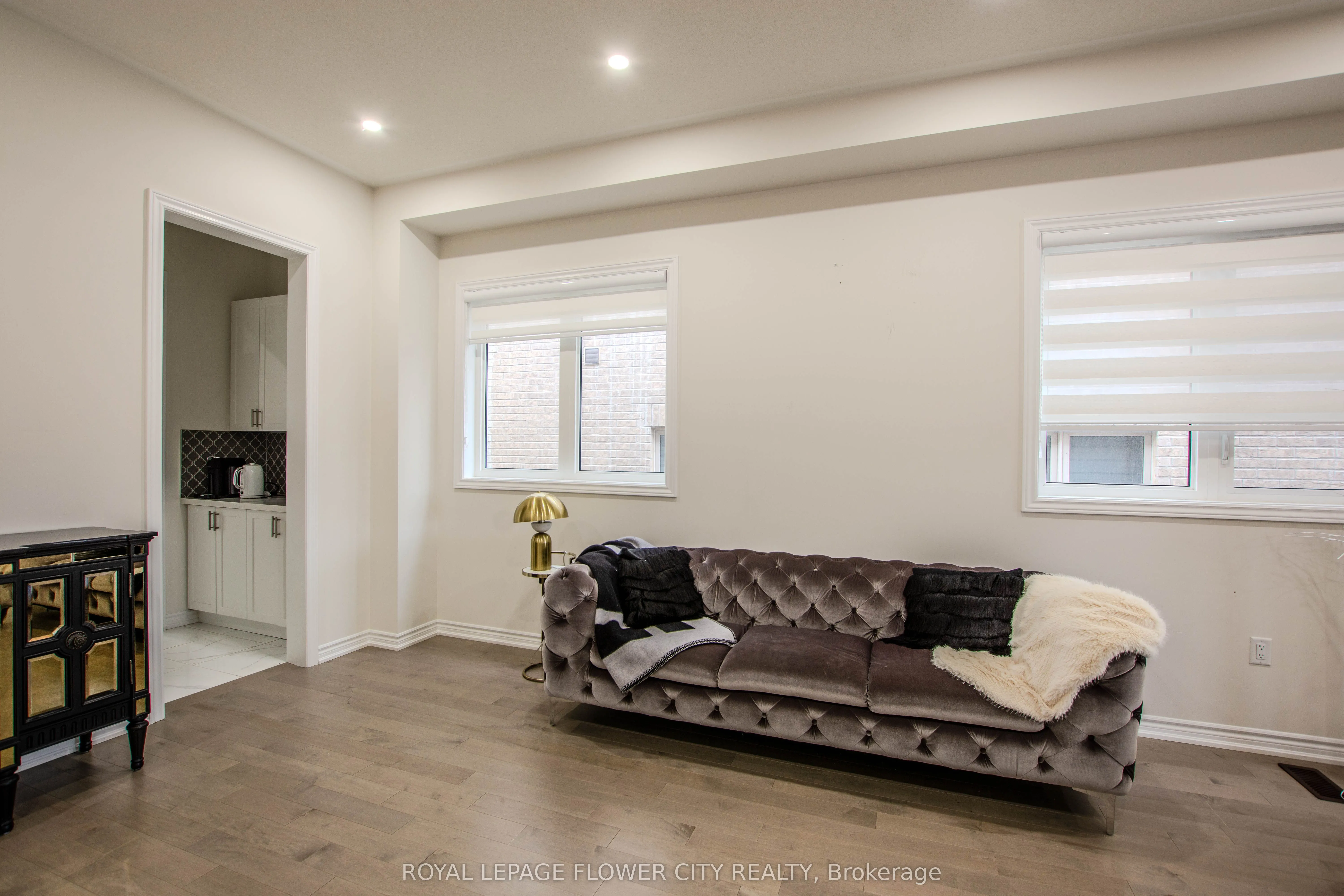 1114 Wickham Road