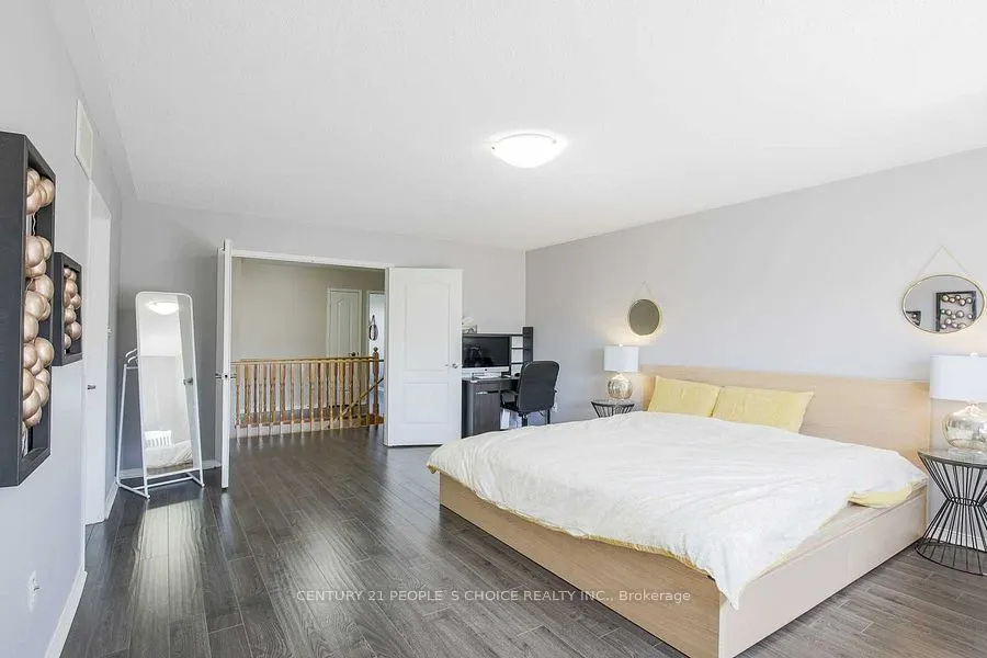 118 Julliard Drive