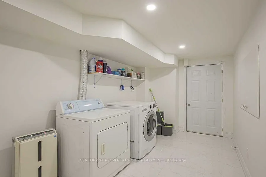 118 Julliard Drive