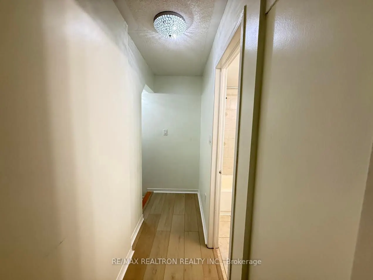 316 John Street, #122