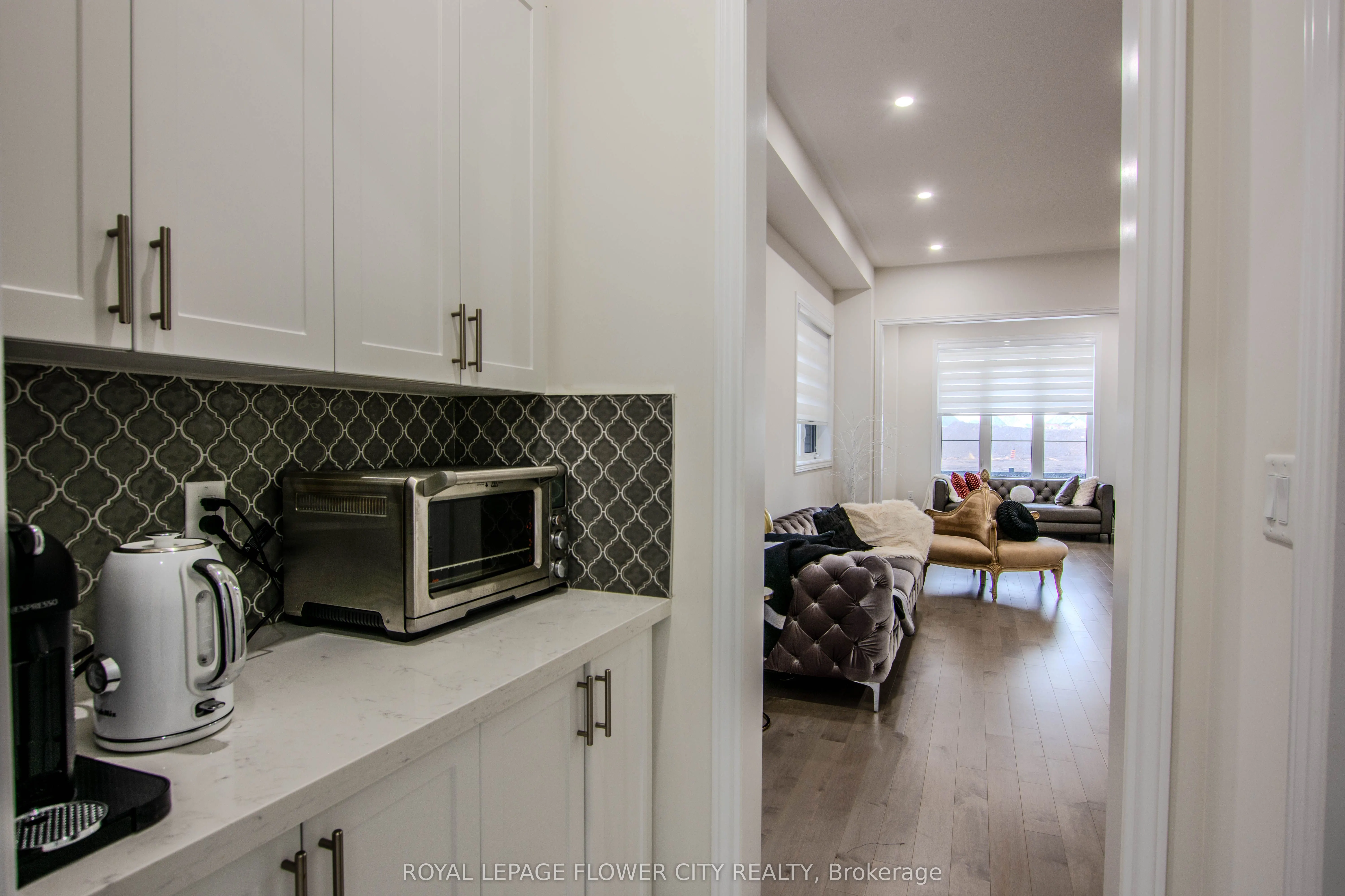1114 Wickham Road SE