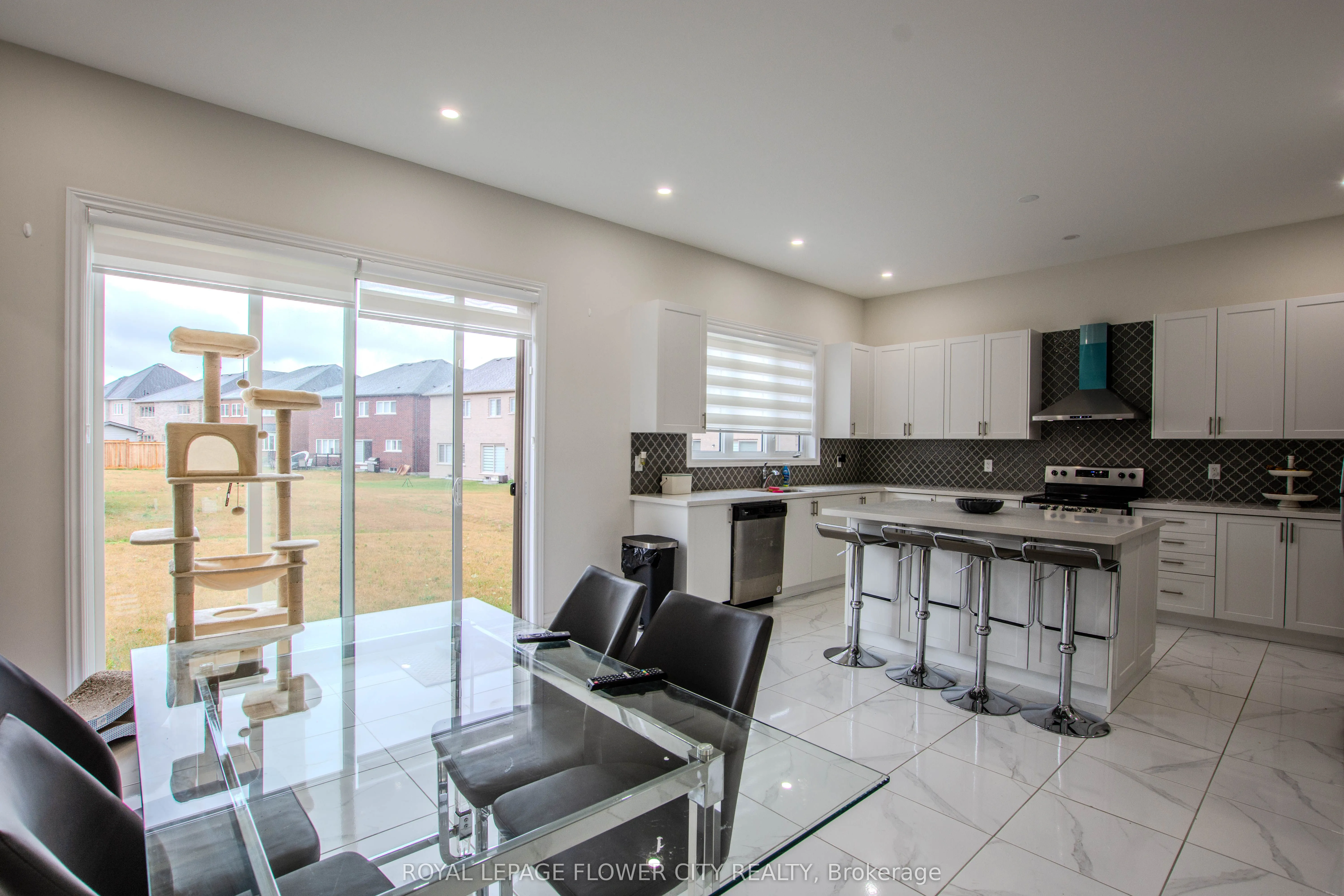 1114 Wickham Road SE