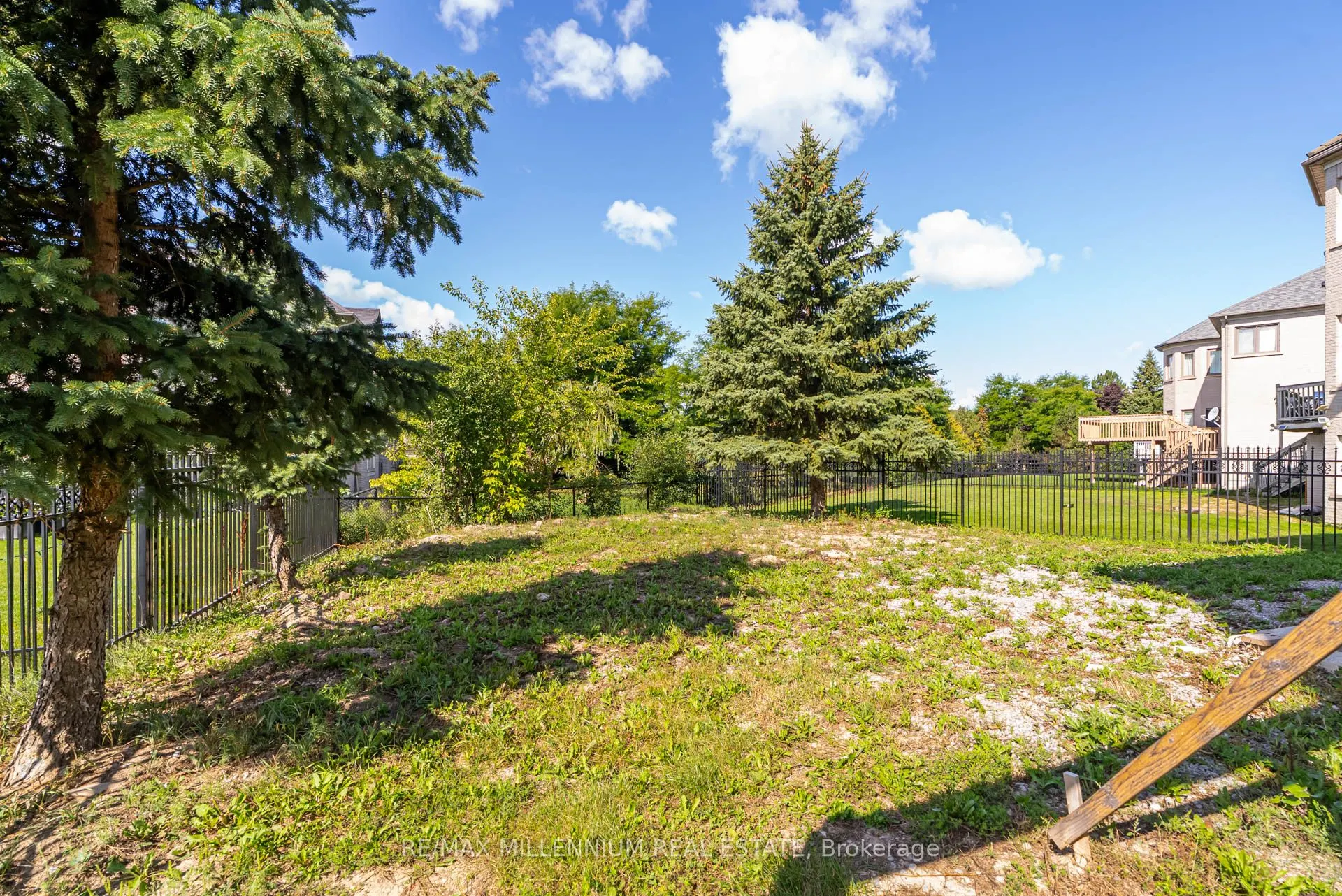 136 Boake Trail