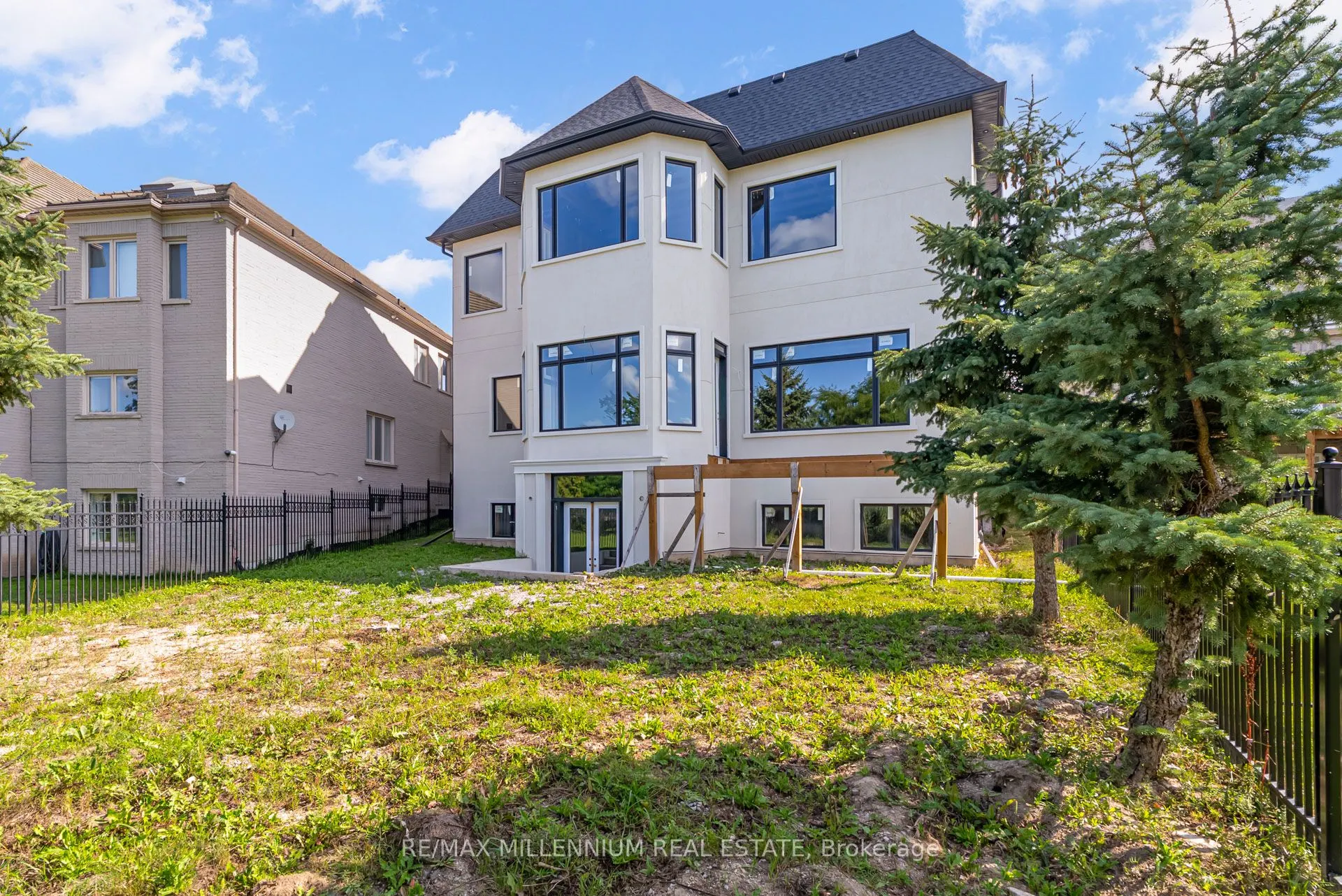 136 Boake Trail