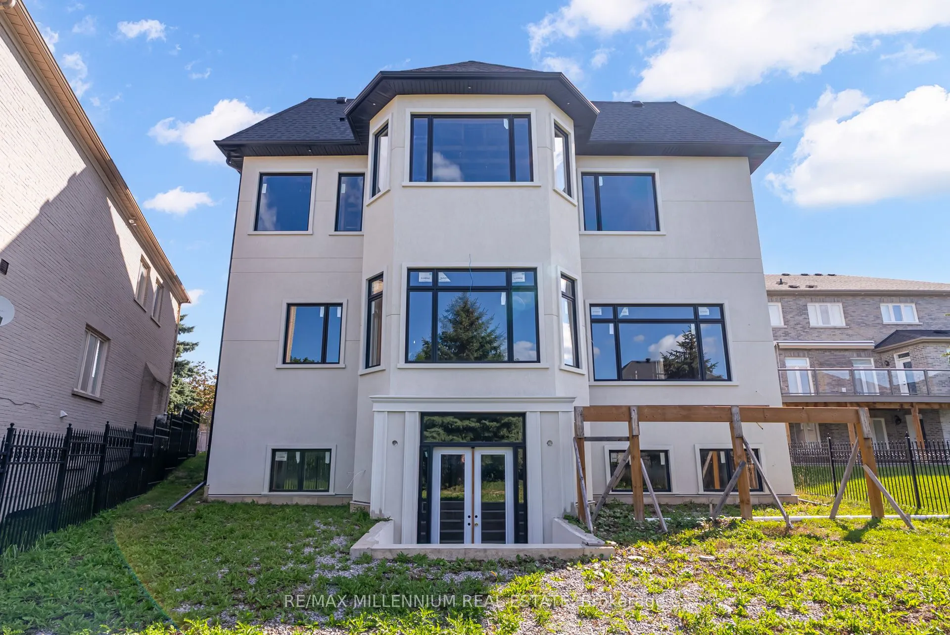 136 Boake Trail