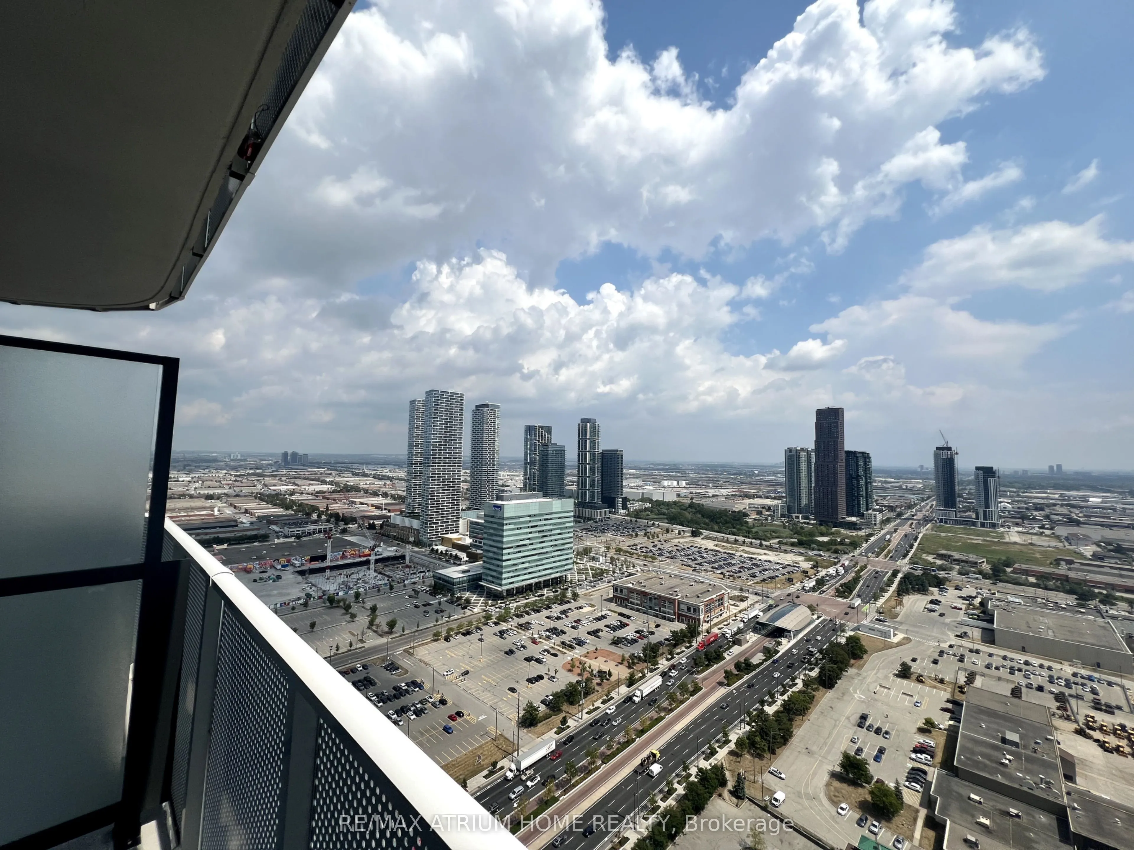 28 Interchange Way, #4006