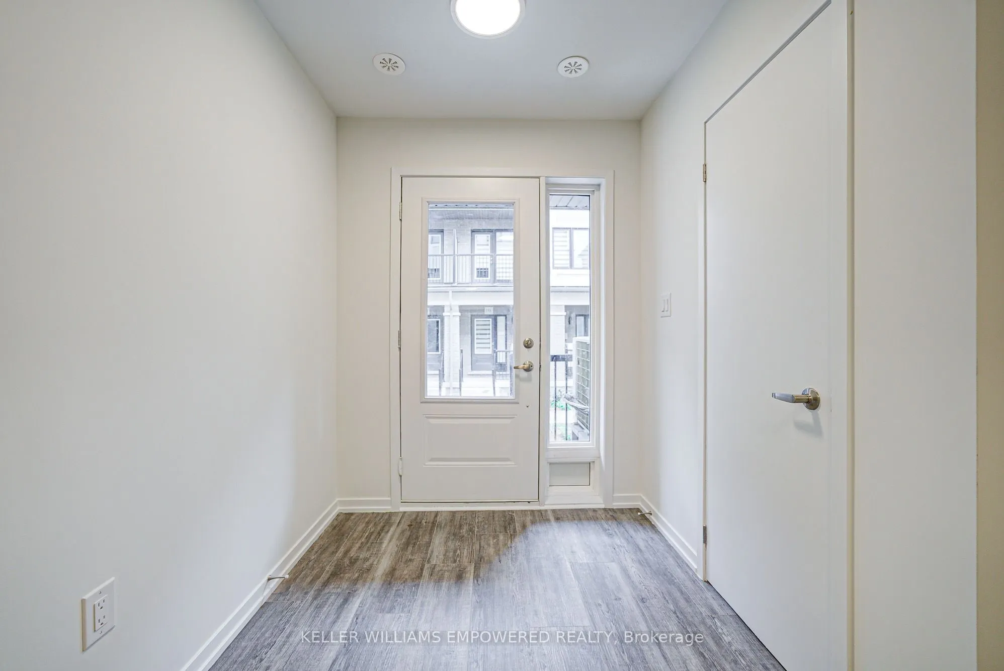 73 Matawin Lane, #0082BLK8