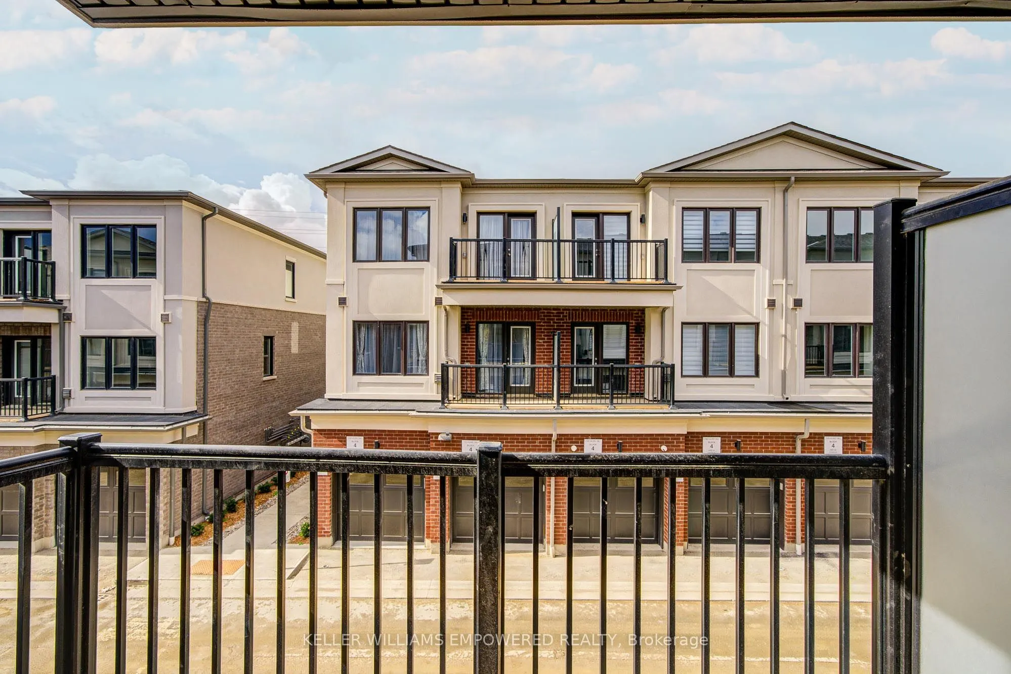 73 Matawin Lane, #0082BLK8