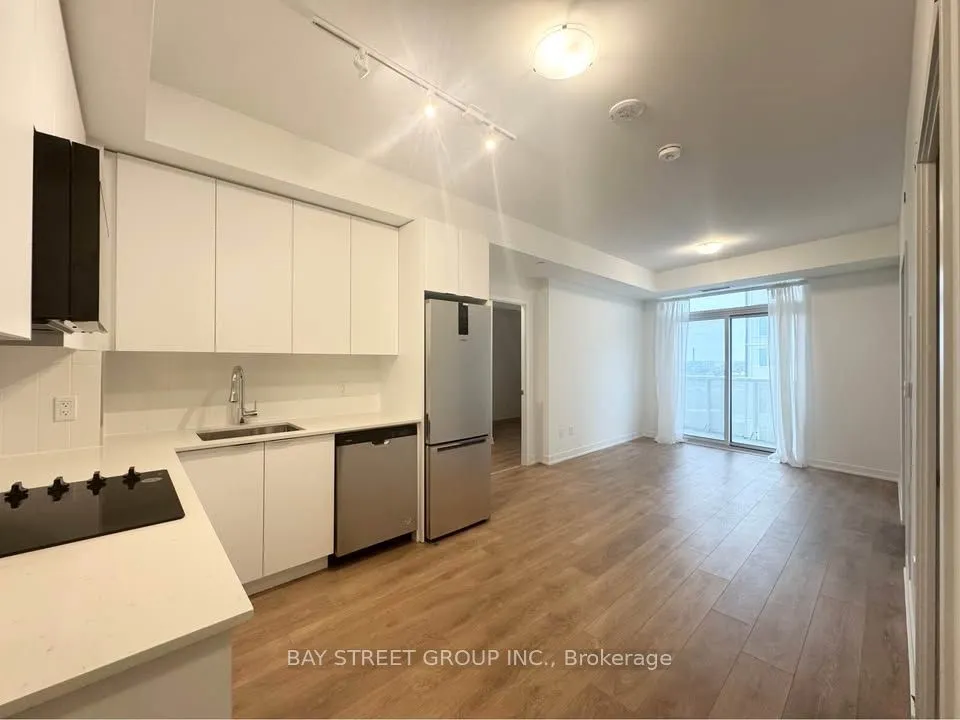 10 Abeja Street, #1614