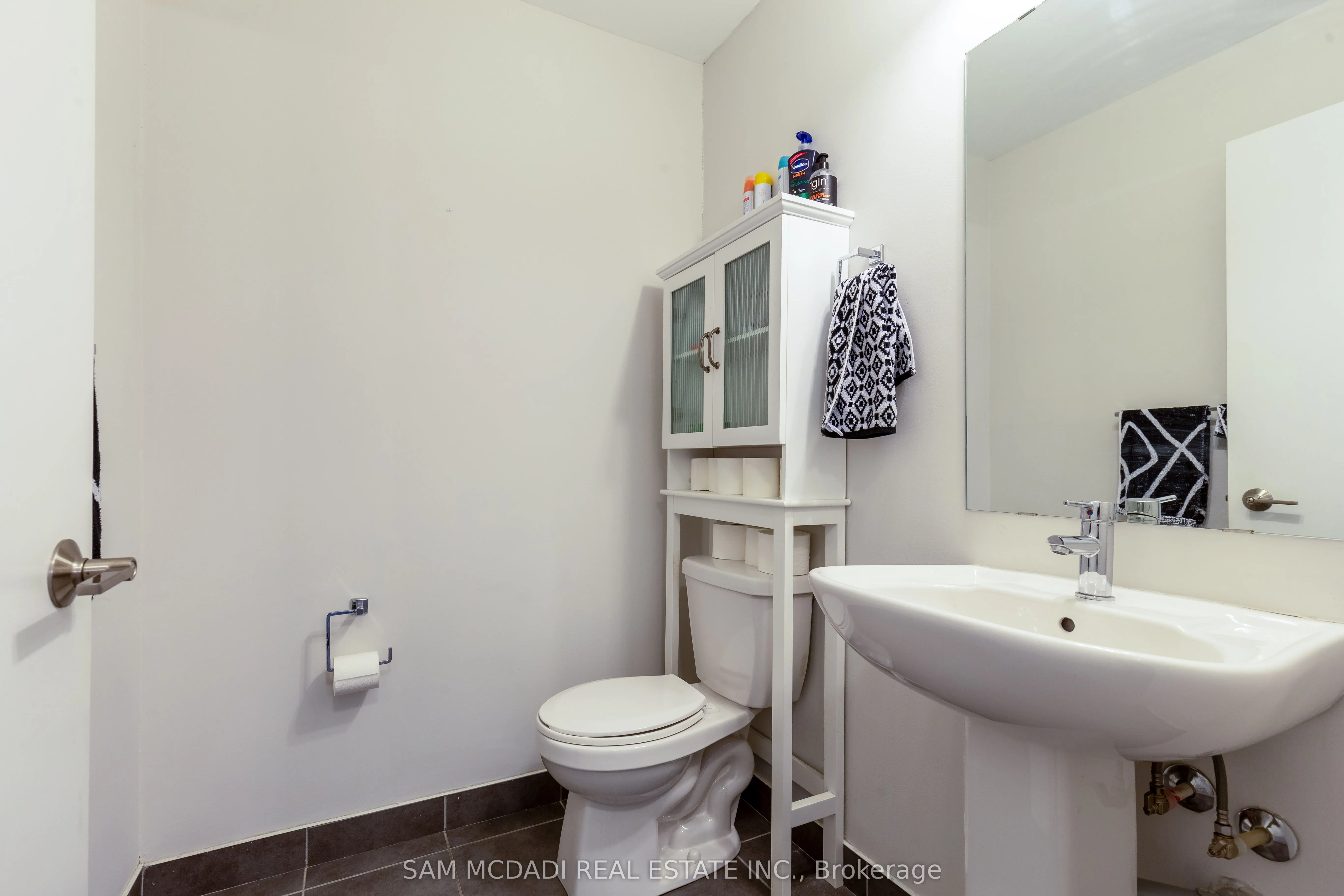 555 William Graham Drive, #114
