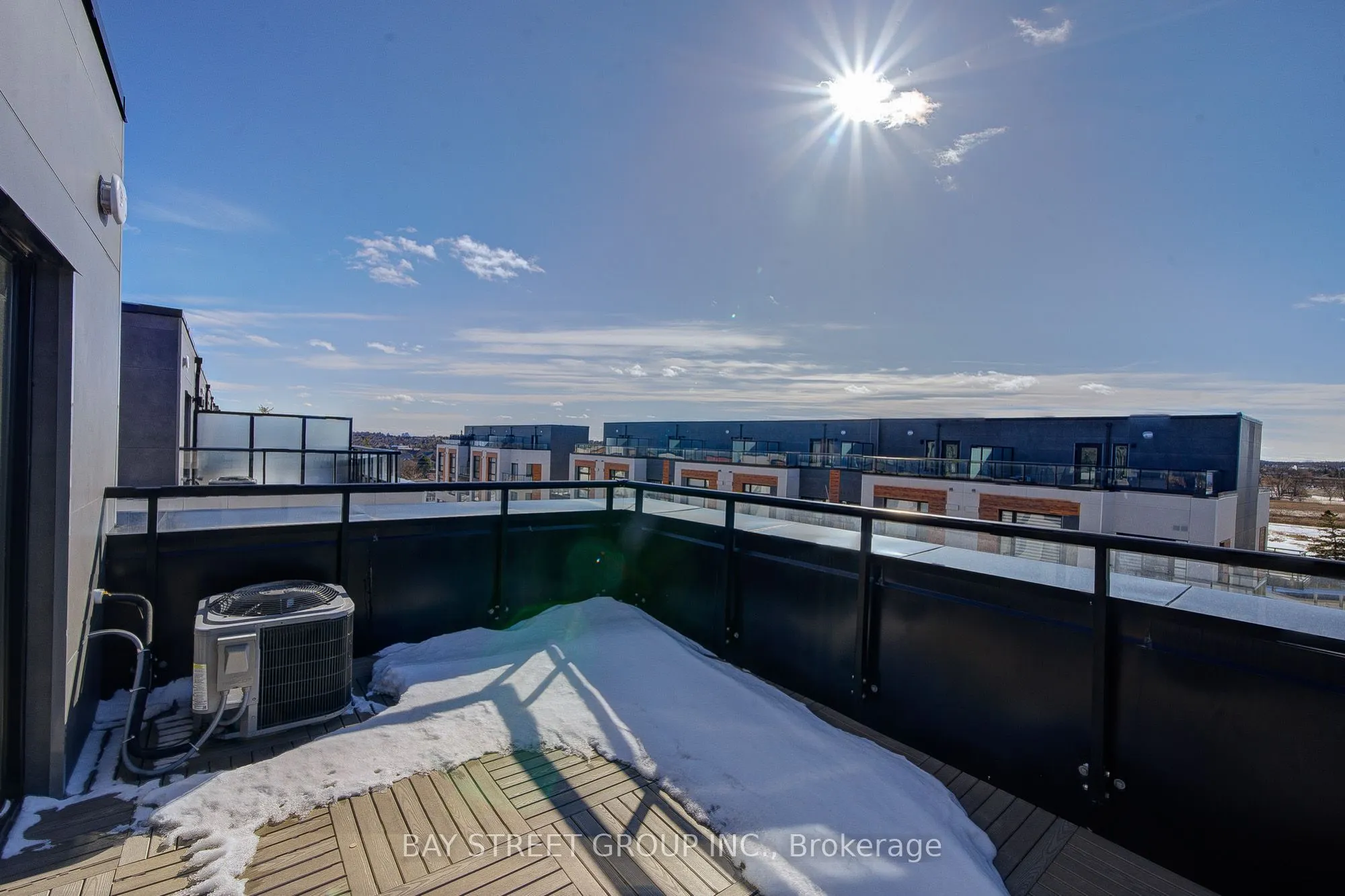7 Steckley house Lane, #602