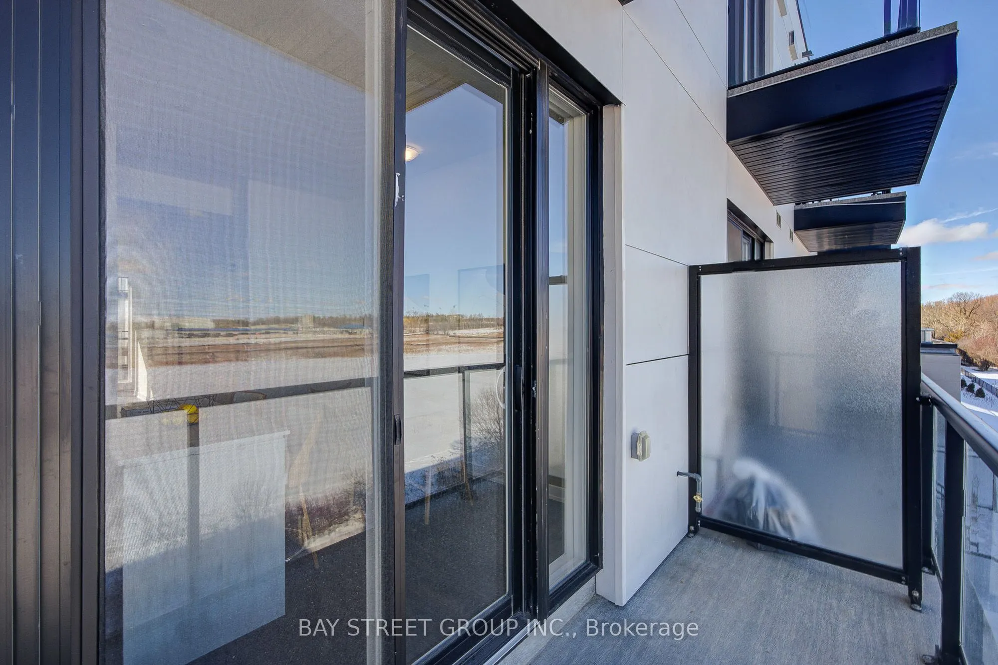 7 Steckley house Lane, #602