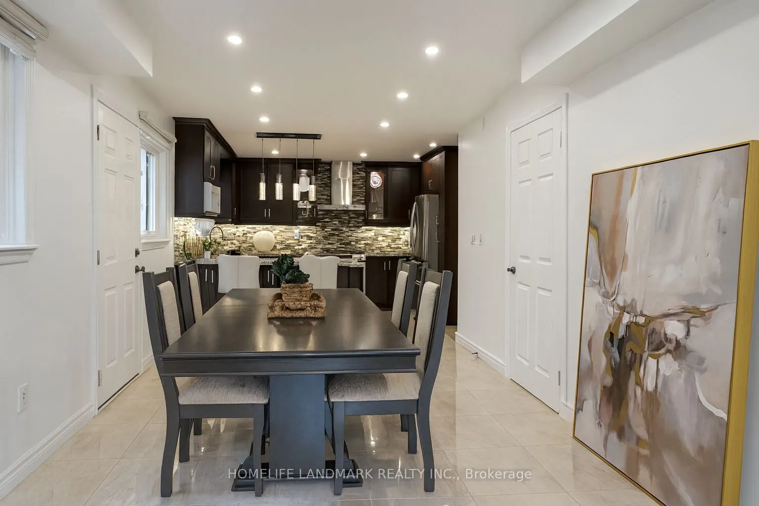 160 Snowshoe Crescent