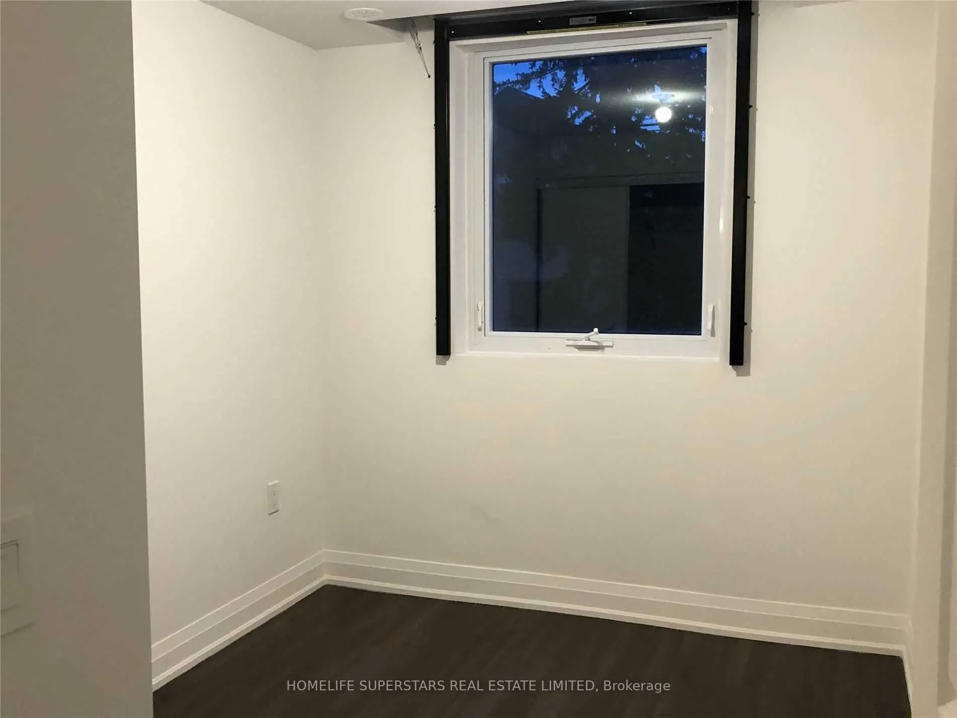 26 Coles Avenue, #902