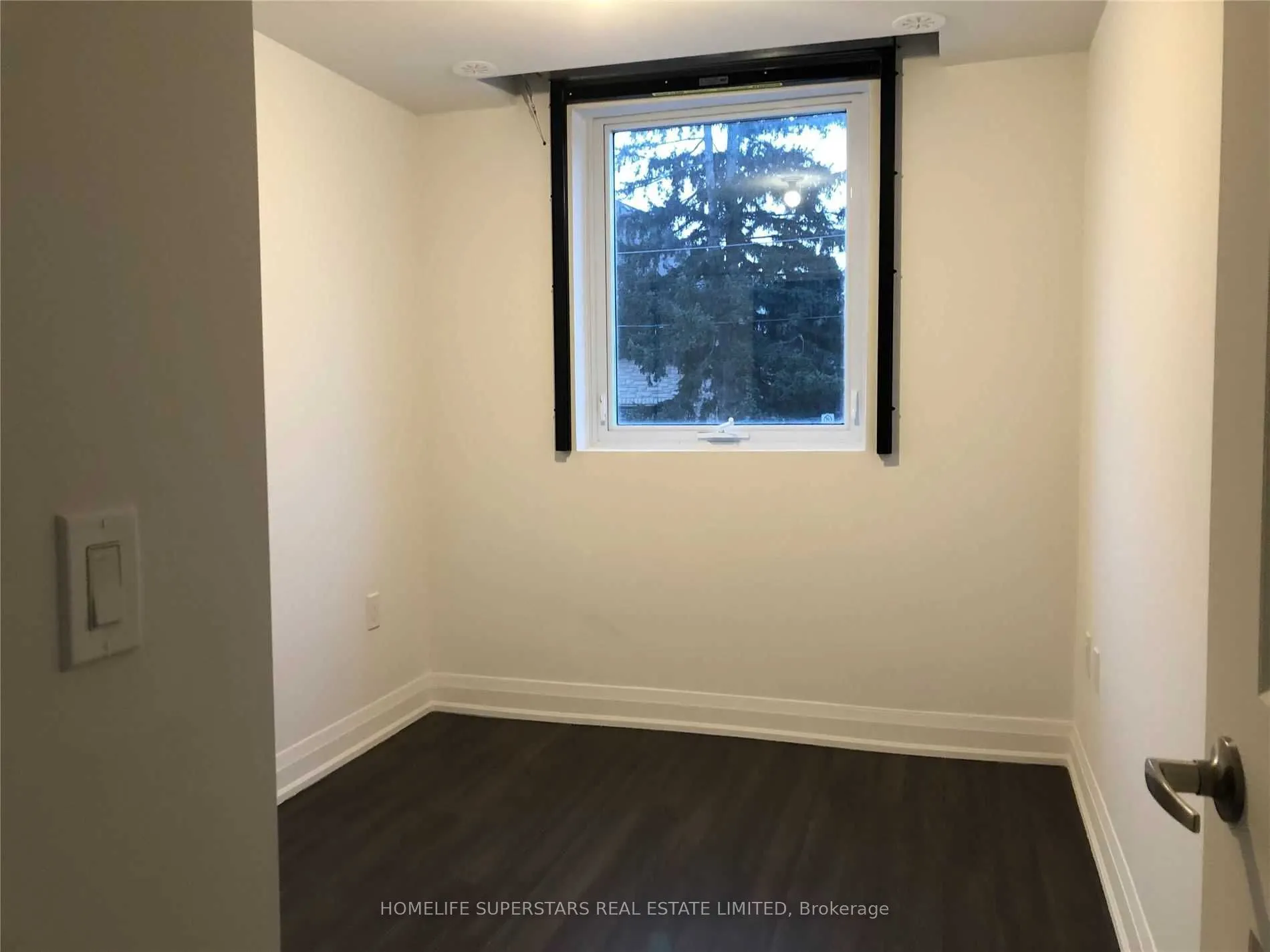 26 Coles Avenue, #902