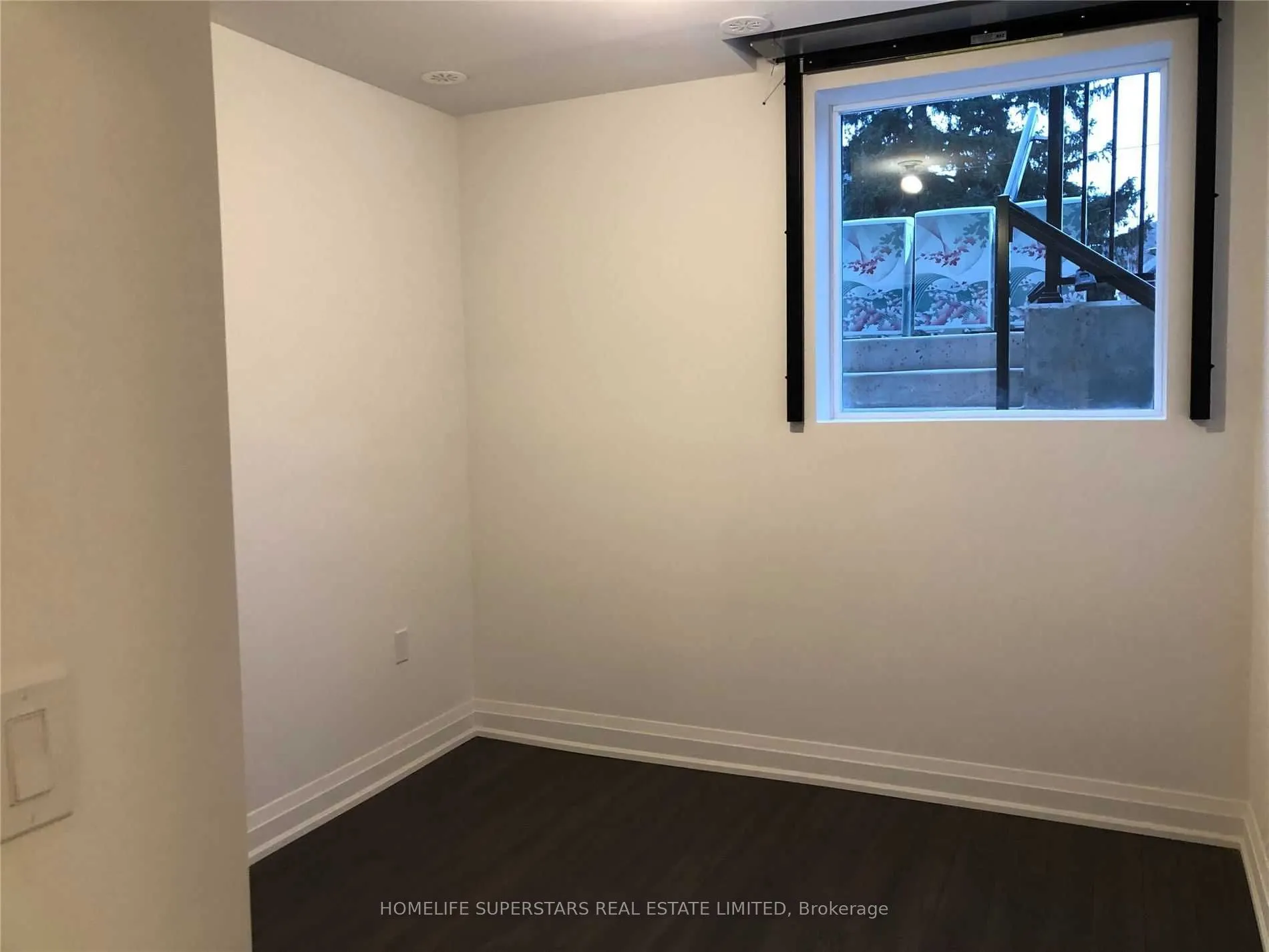 26 Coles Avenue, #902