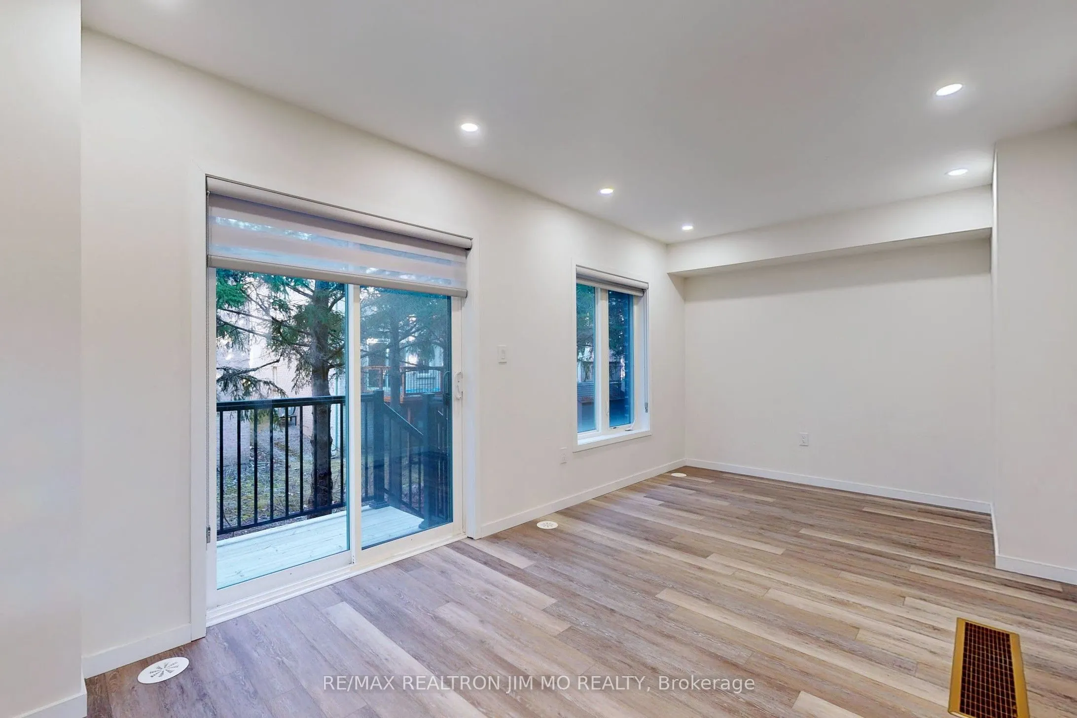 37 Armillo Place