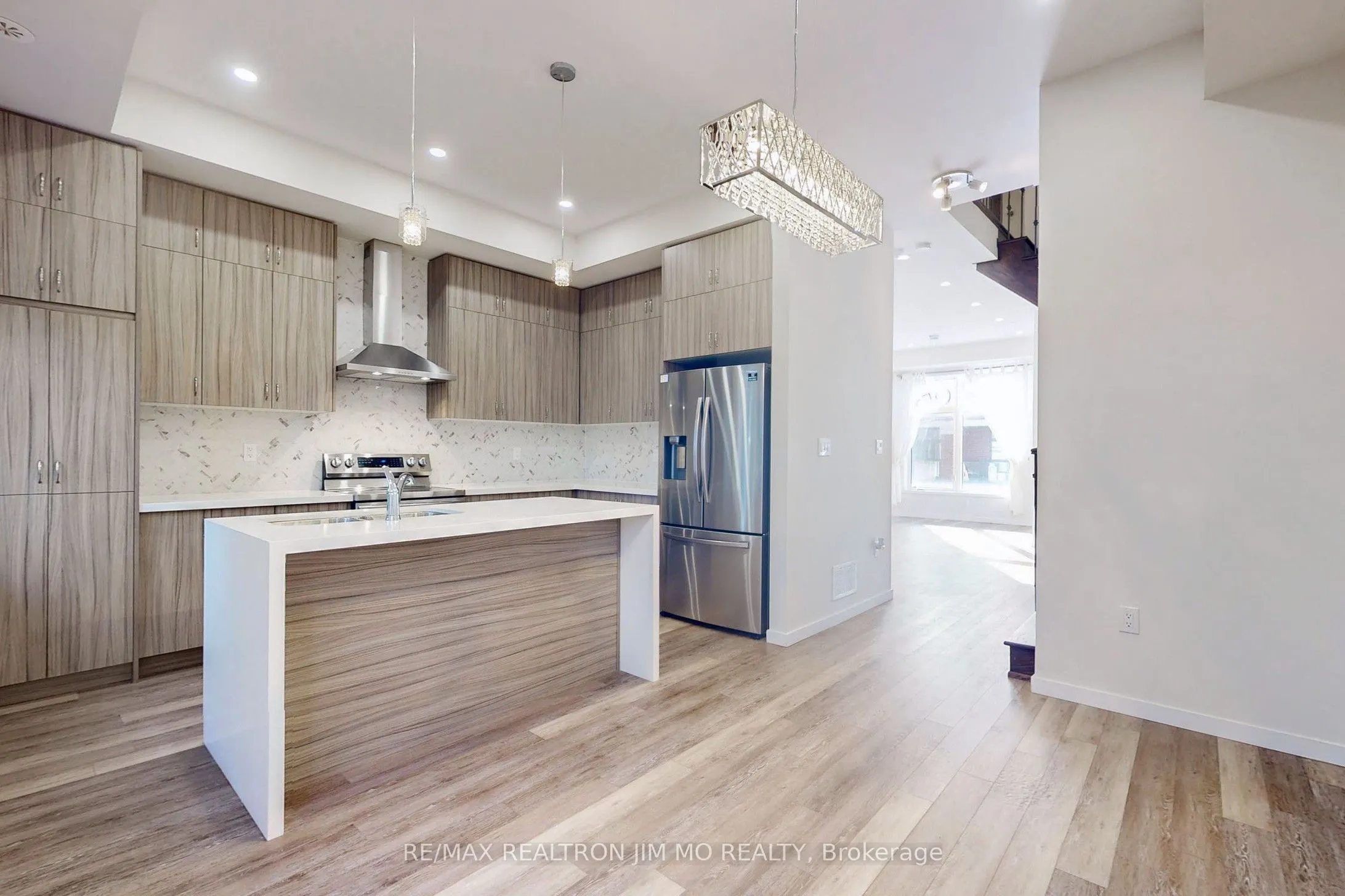 37 Armillo Place