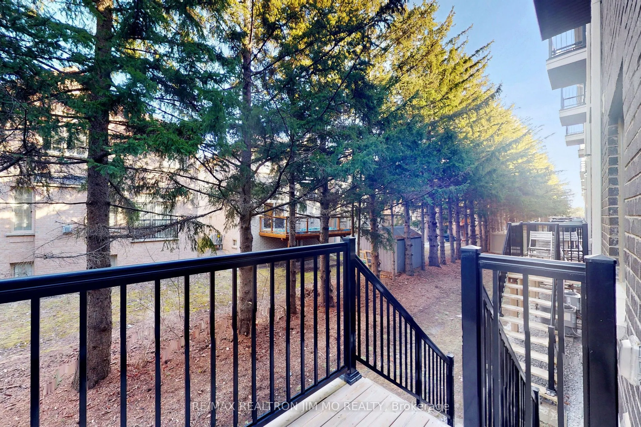 37 Armillo Place