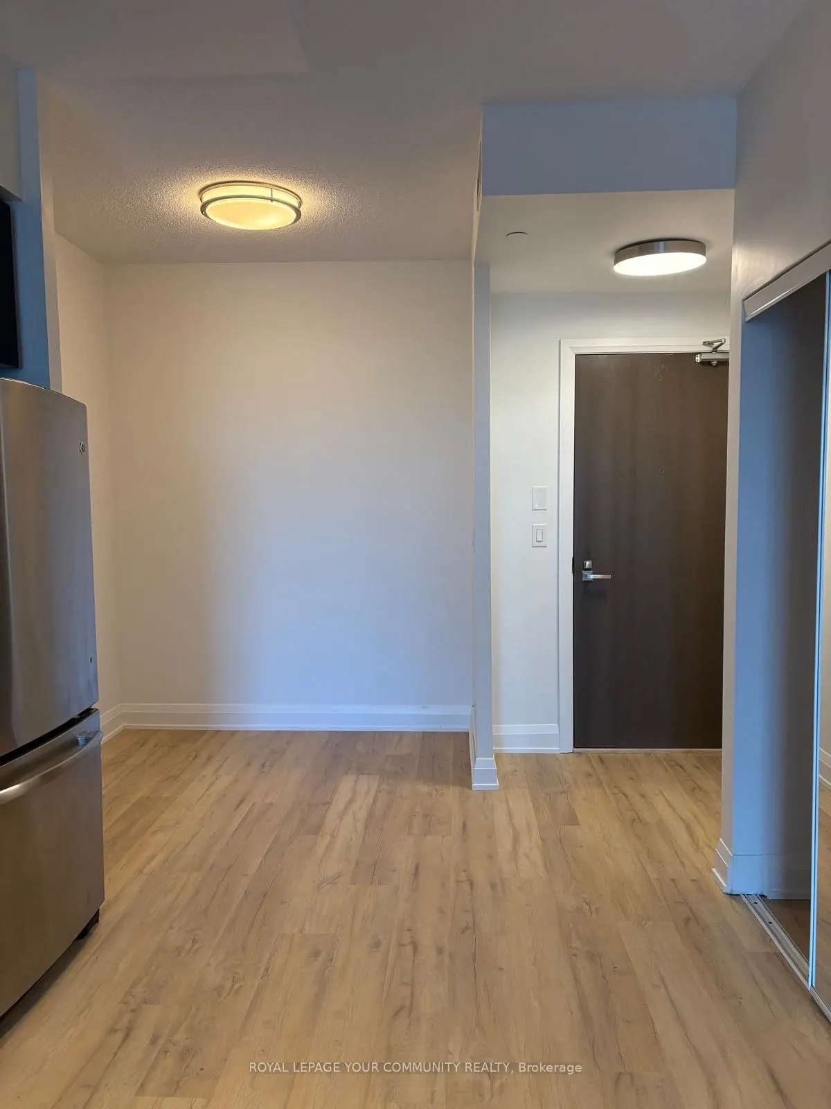 7171 Yonge Street, #1606